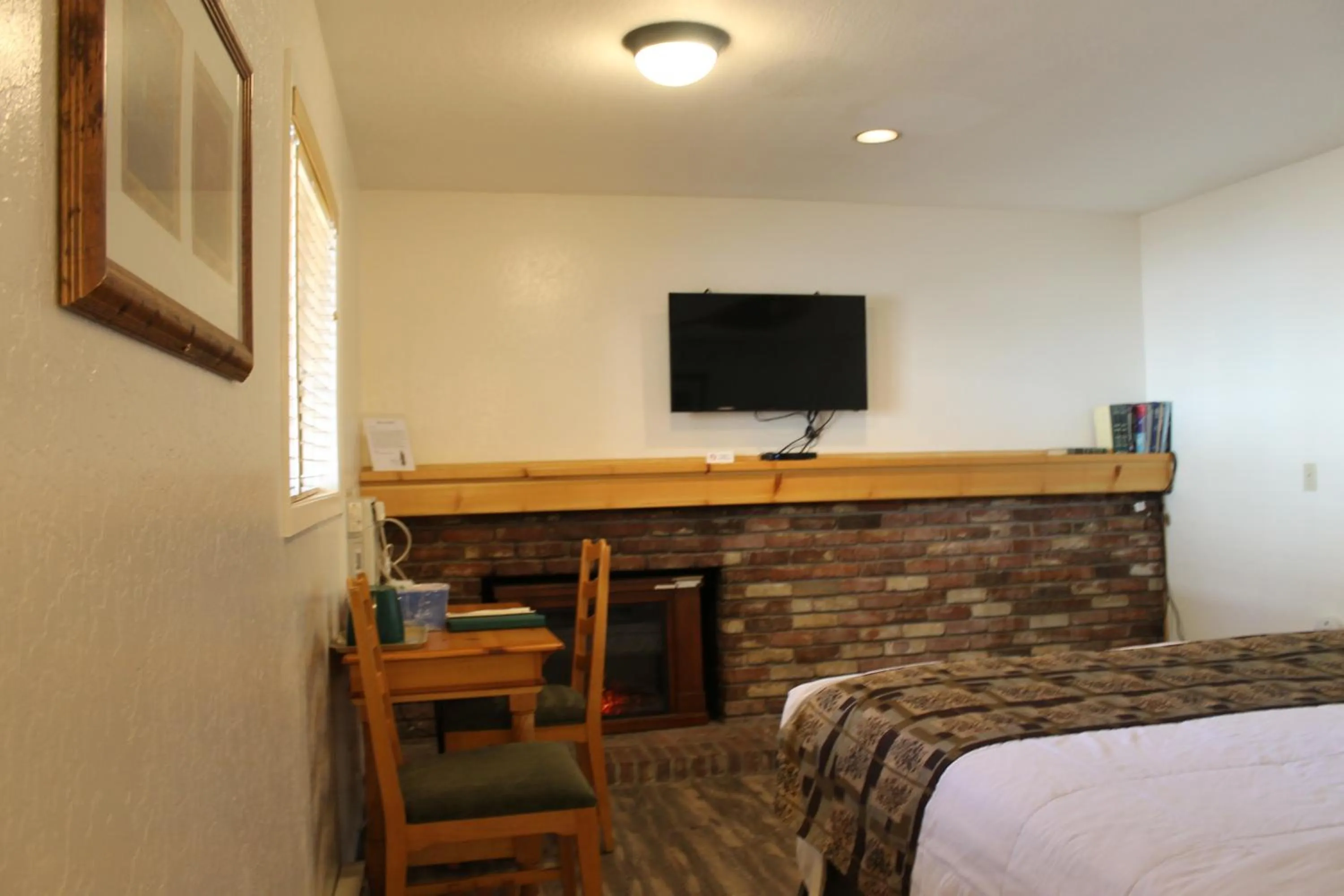 TV and multimedia, Bed in Big Pines Mountain House