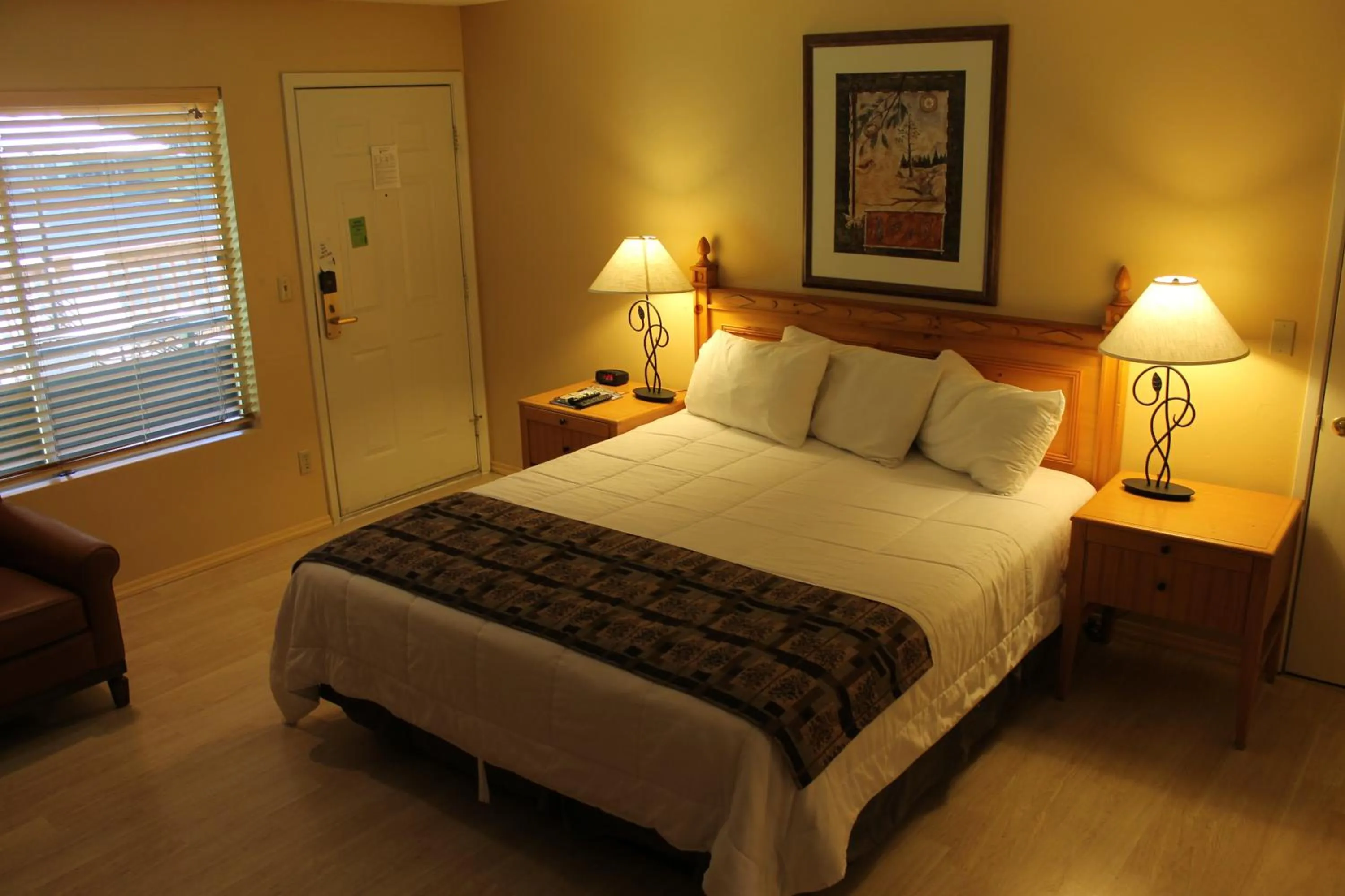 Bed in Big Pines Mountain House