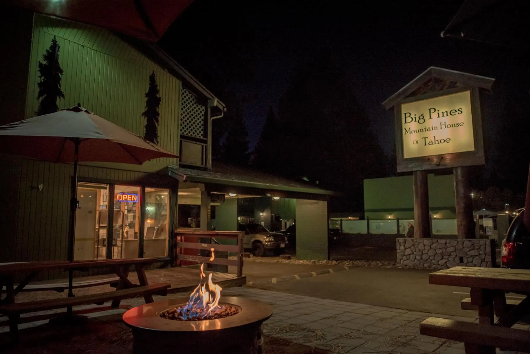 Patio in Big Pines Mountain House