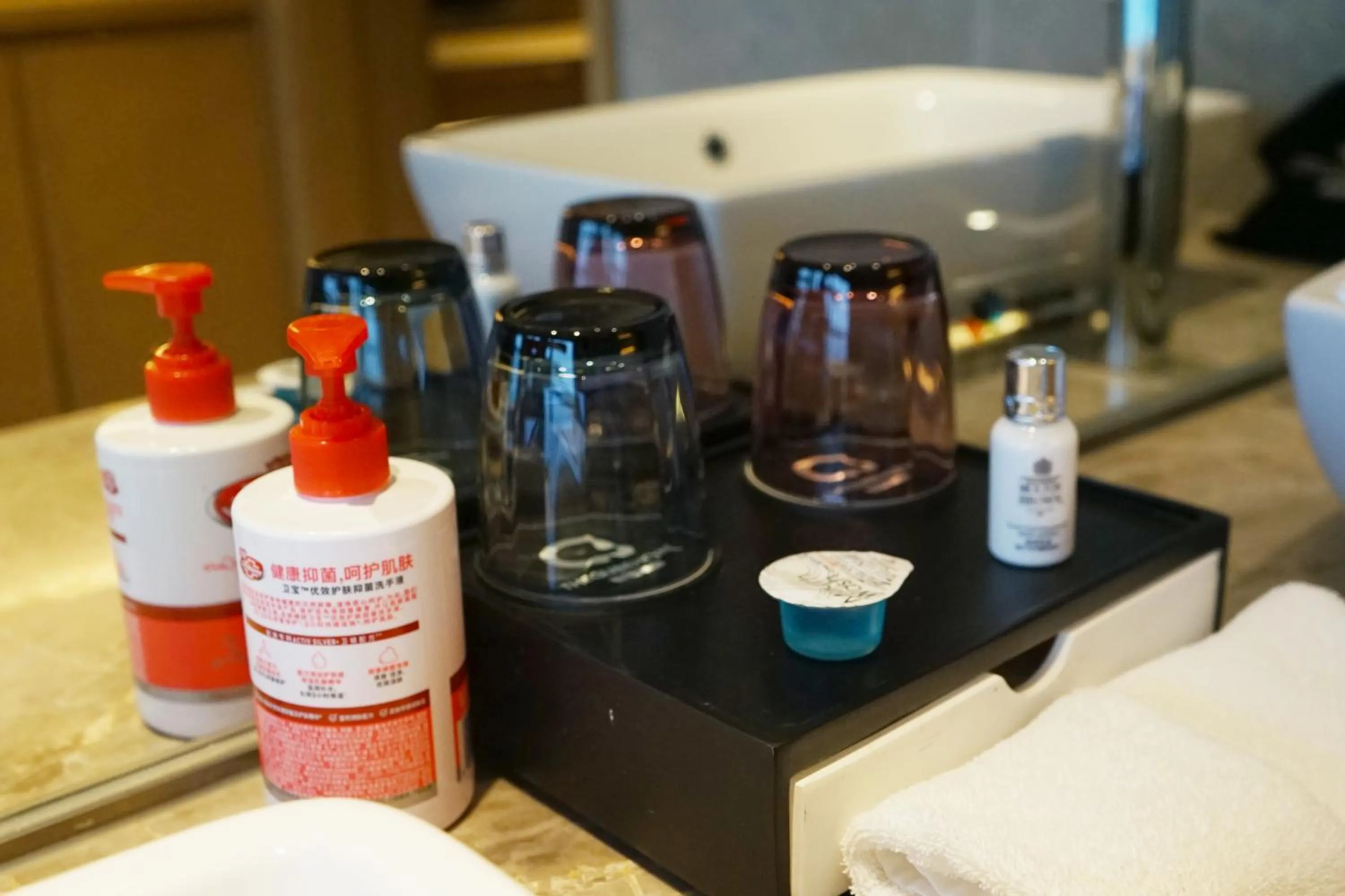 Toilet in The QUBE Hotel Ningbo North