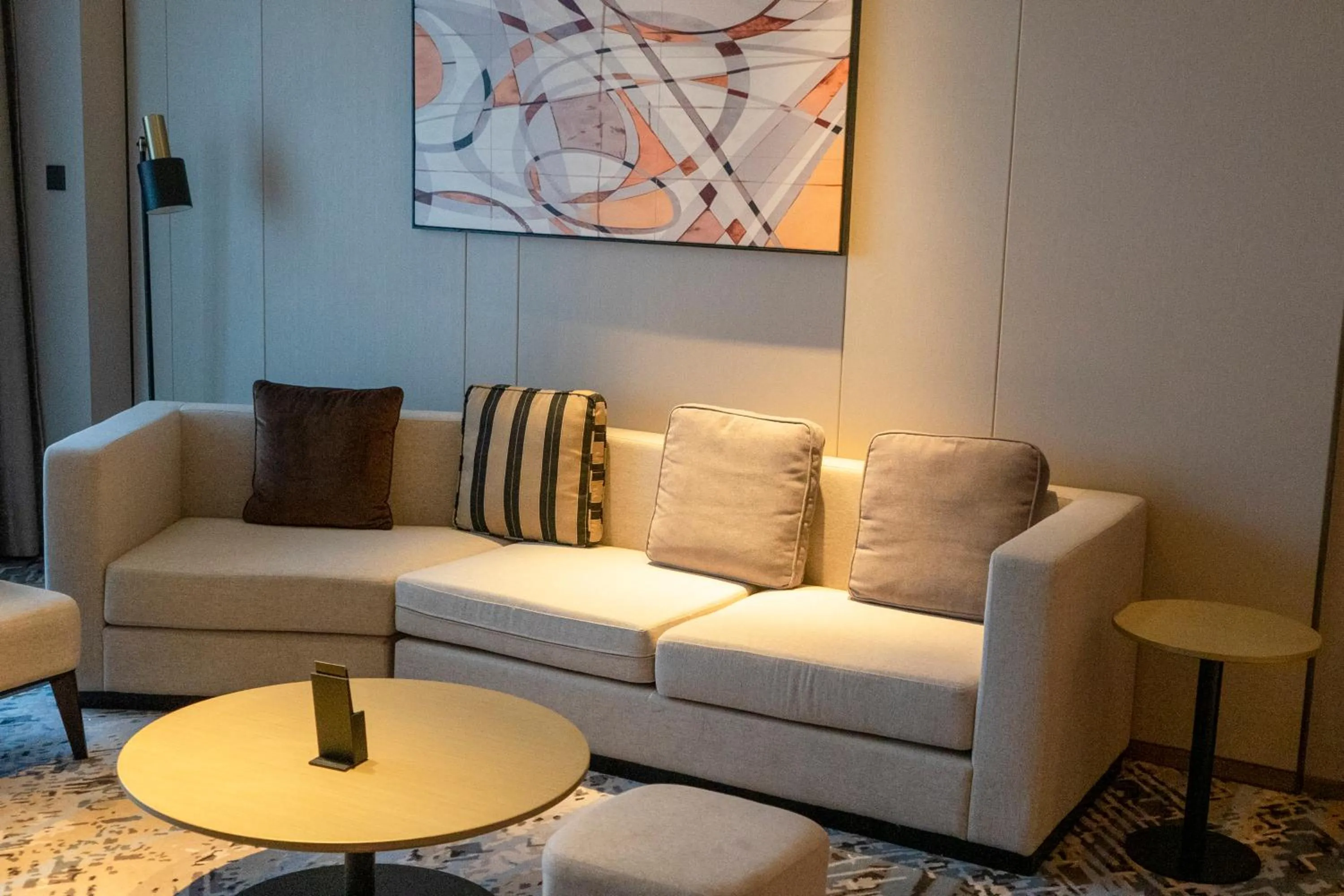 Seating area in The QUBE Hotel Ningbo North