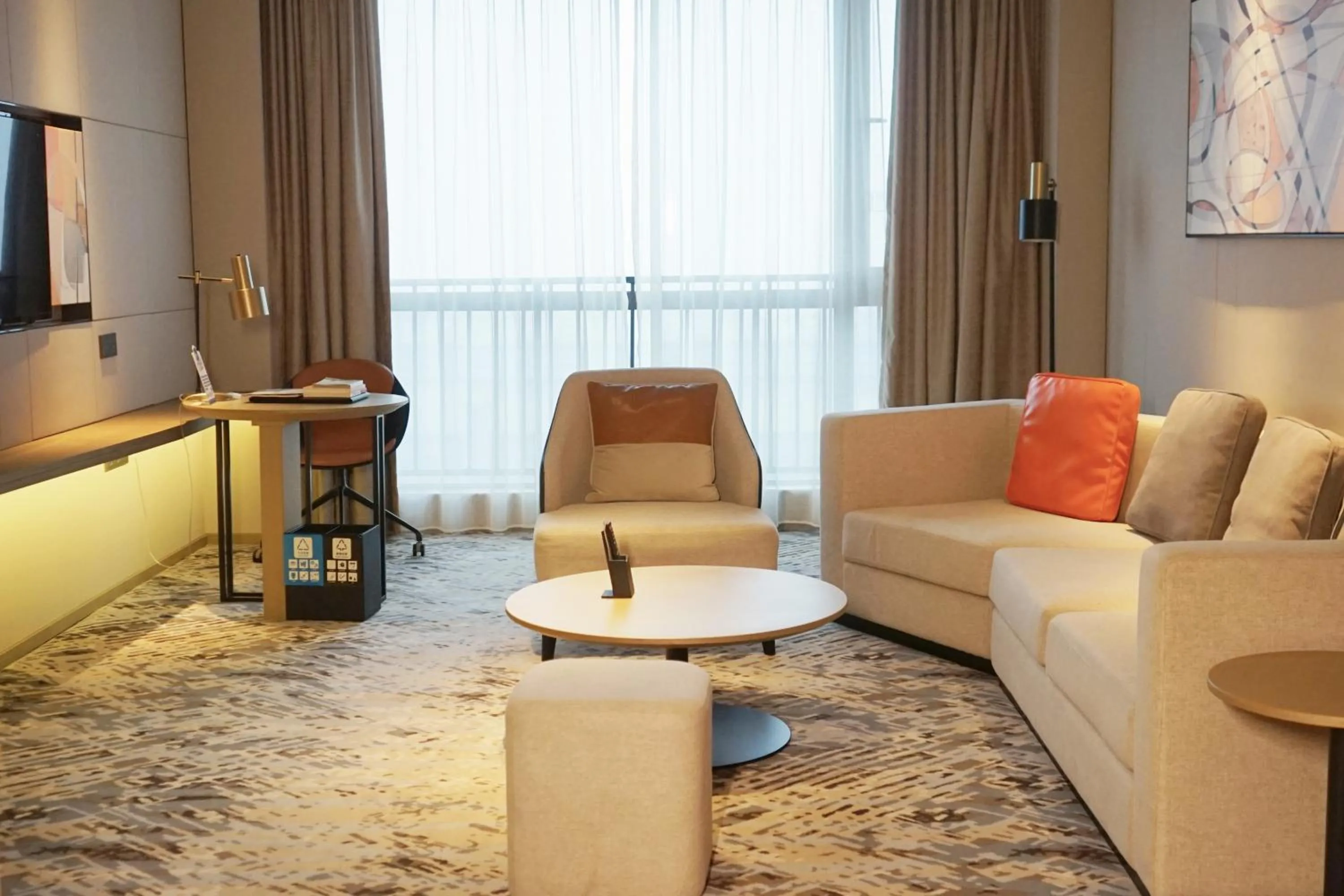 TV and multimedia in The QUBE Hotel Ningbo North