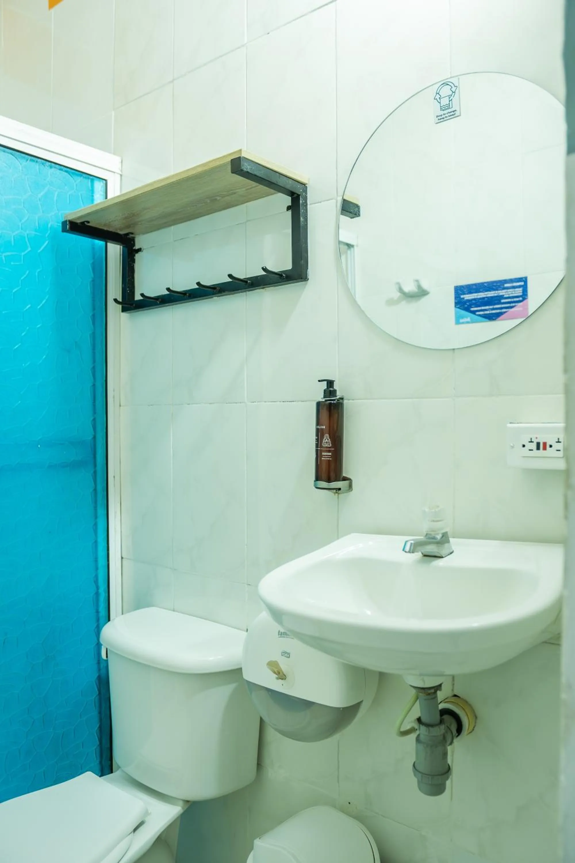 Toilet in Socialtel Palomino