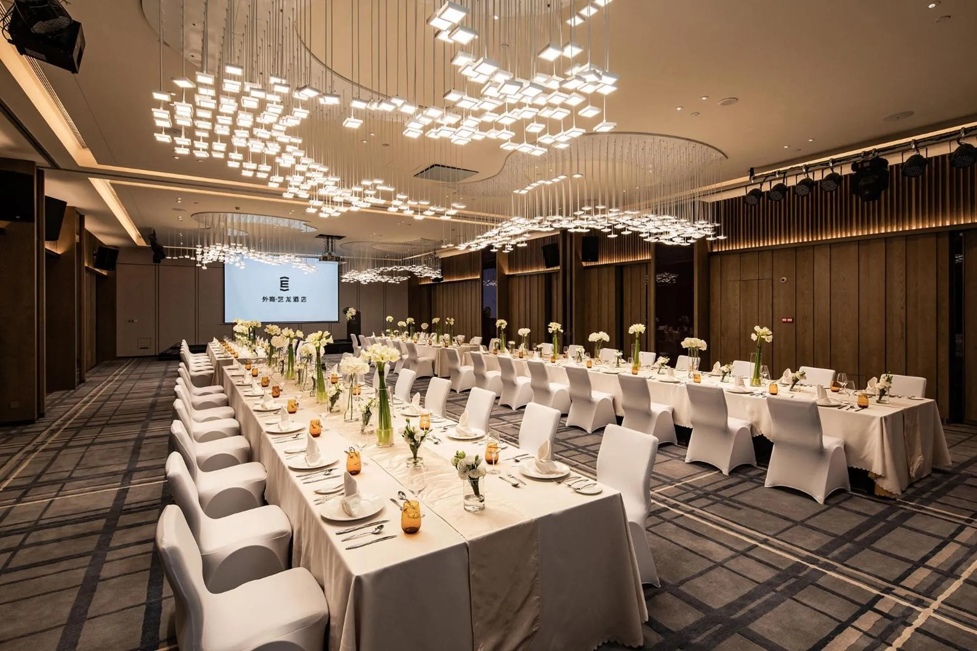 Banquet/Function facilities in Imperial Traders Elong Hotel