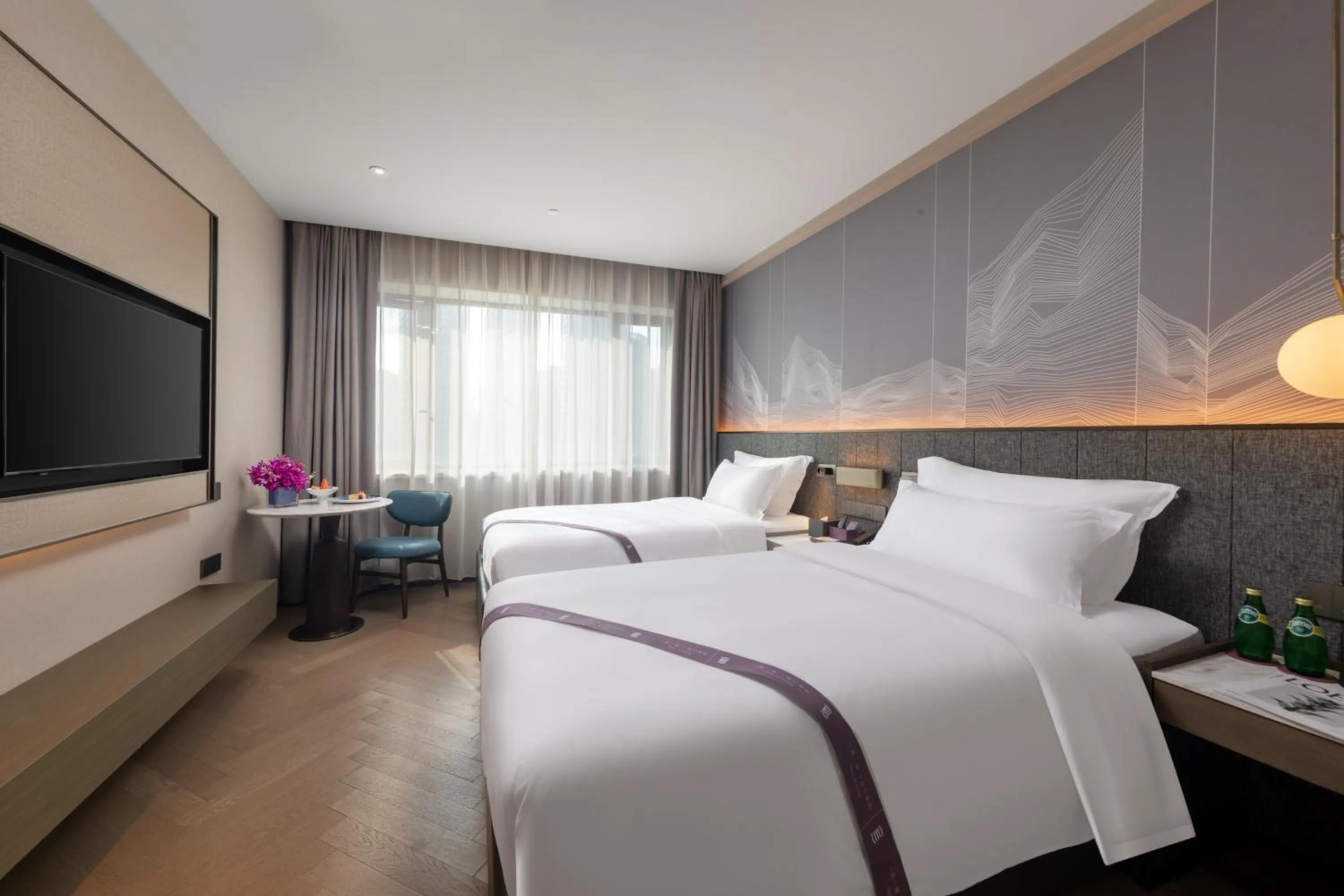 Photo of the whole room, Bed in Amber East Hotel