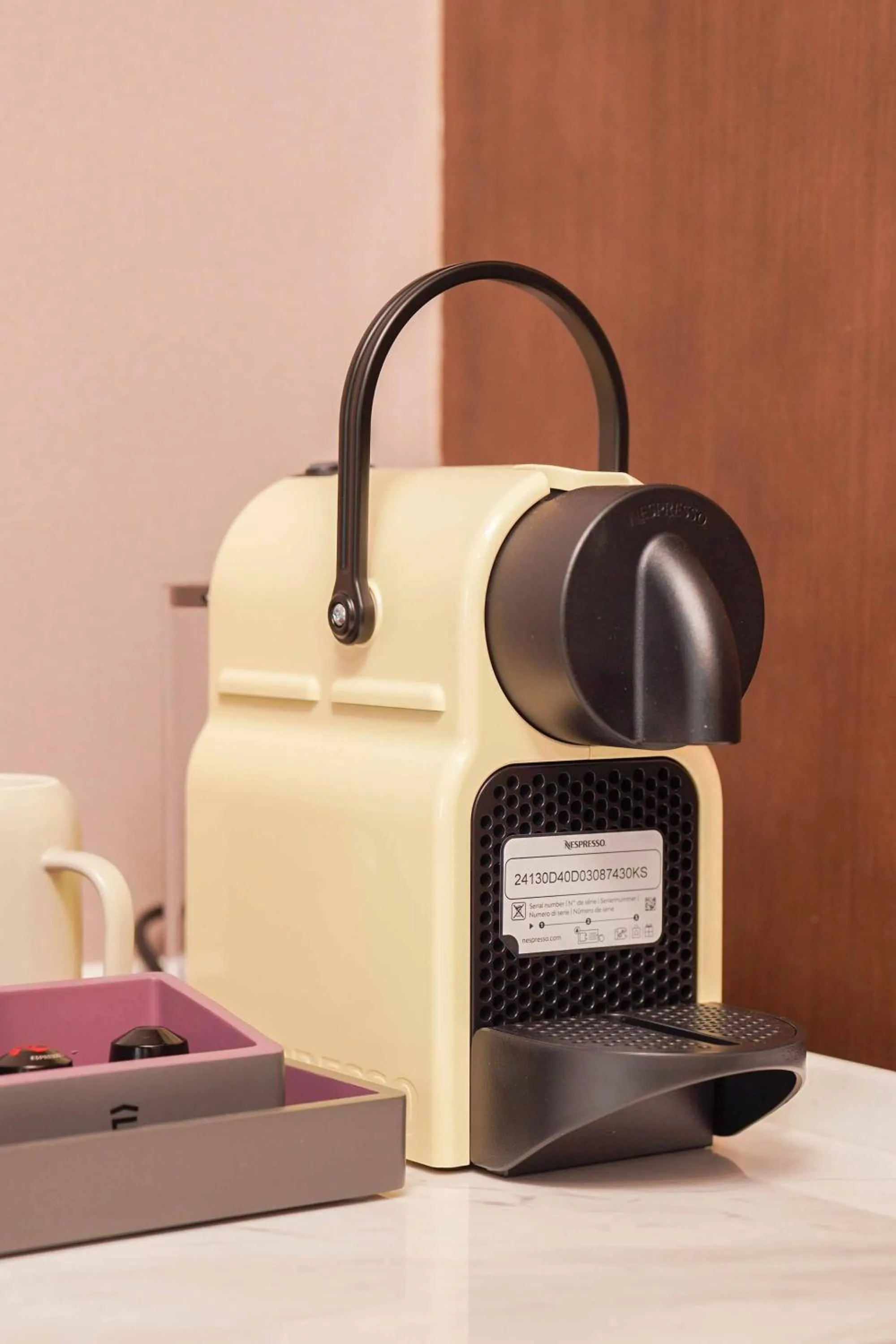 Coffee/tea facilities in Imperial Traders Elong Hotel