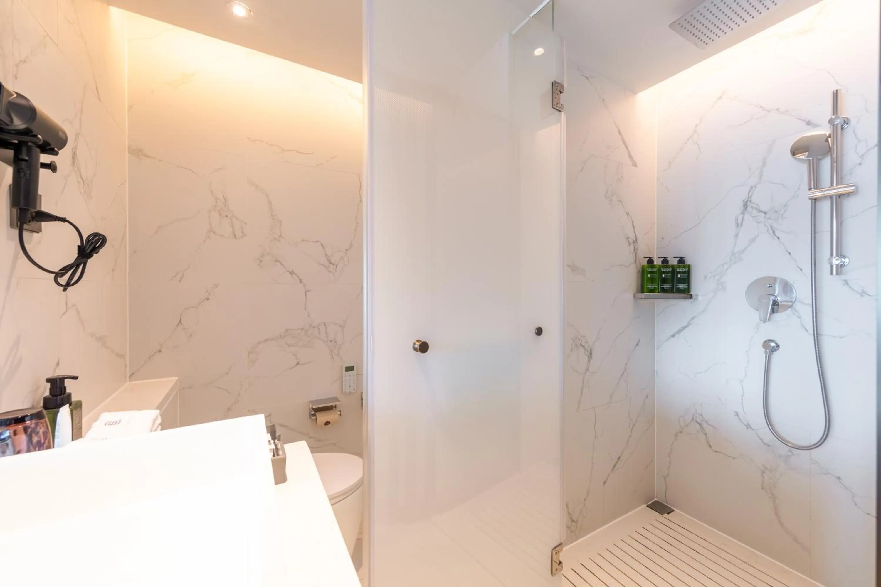 Bathroom in Amber East Hotel