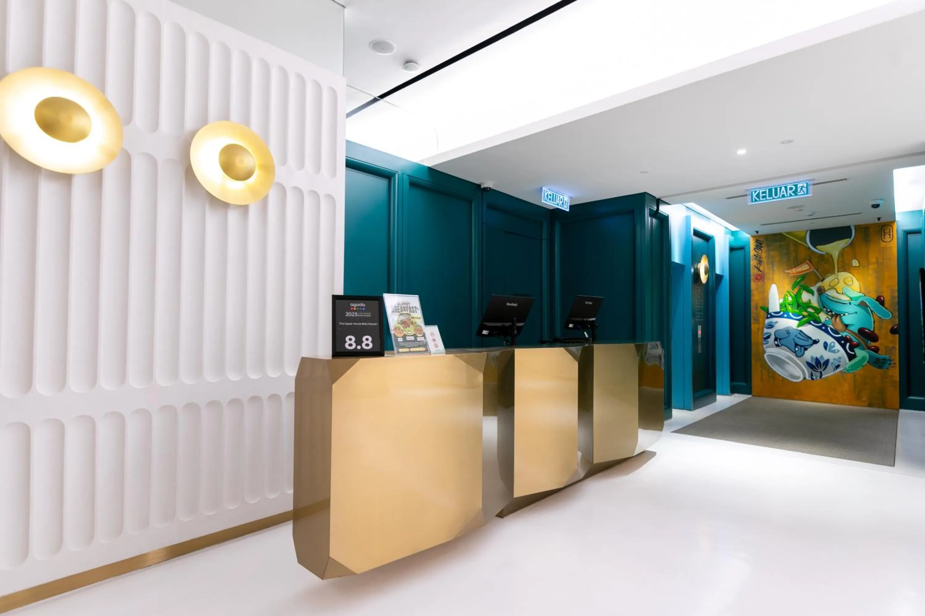 Lobby or reception in The Upper House, Batu Kawan