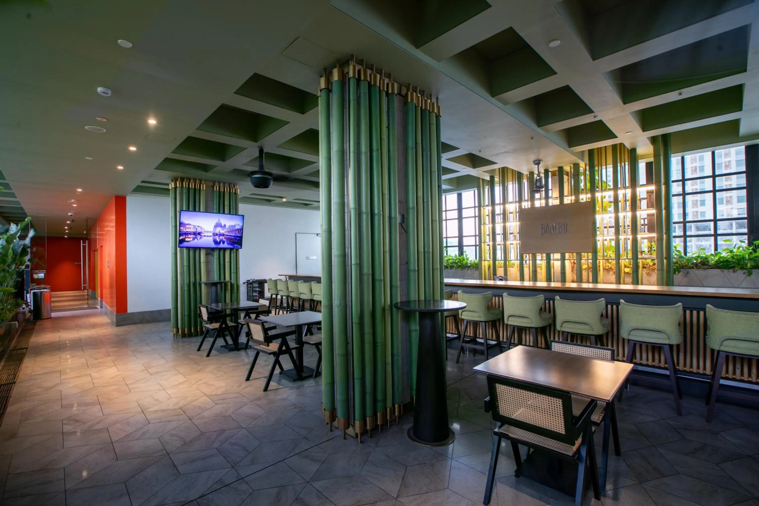 Restaurant/places to eat in The Upper House, Batu Kawan