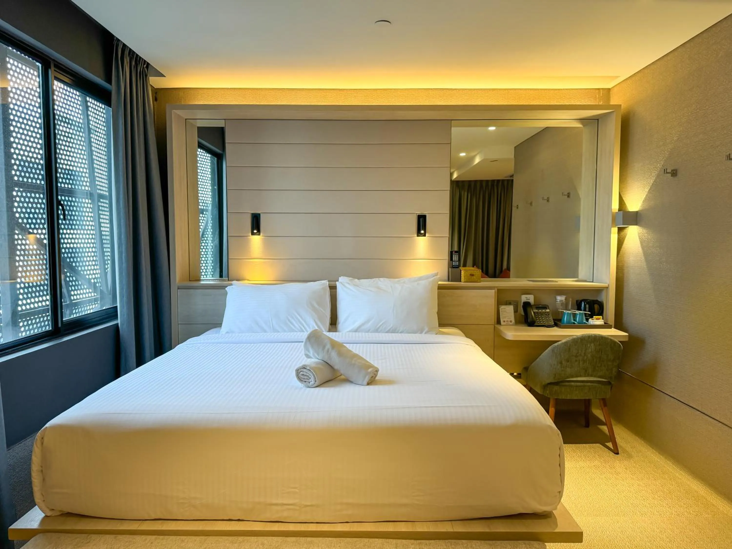 Bed in The Upper House, Batu Kawan