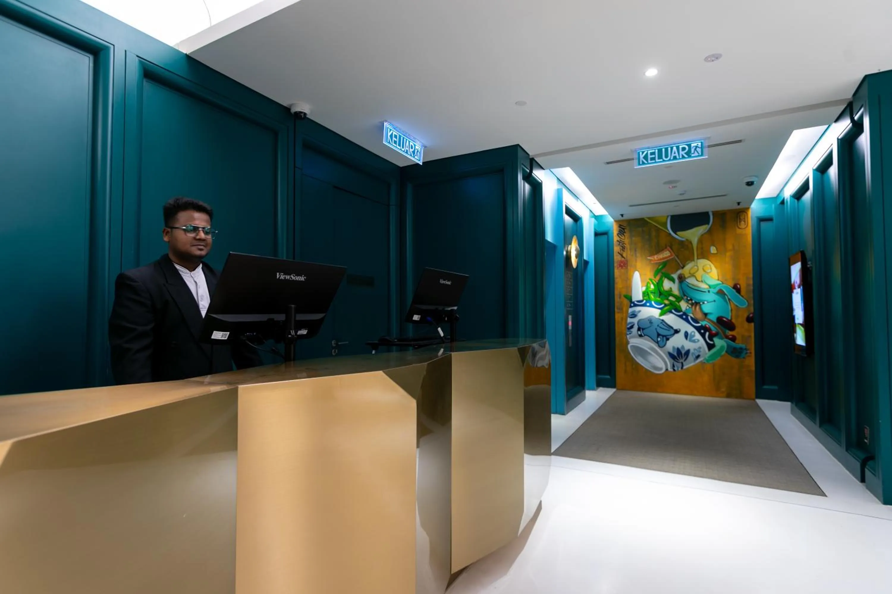 Lobby or reception in The Upper House, Batu Kawan