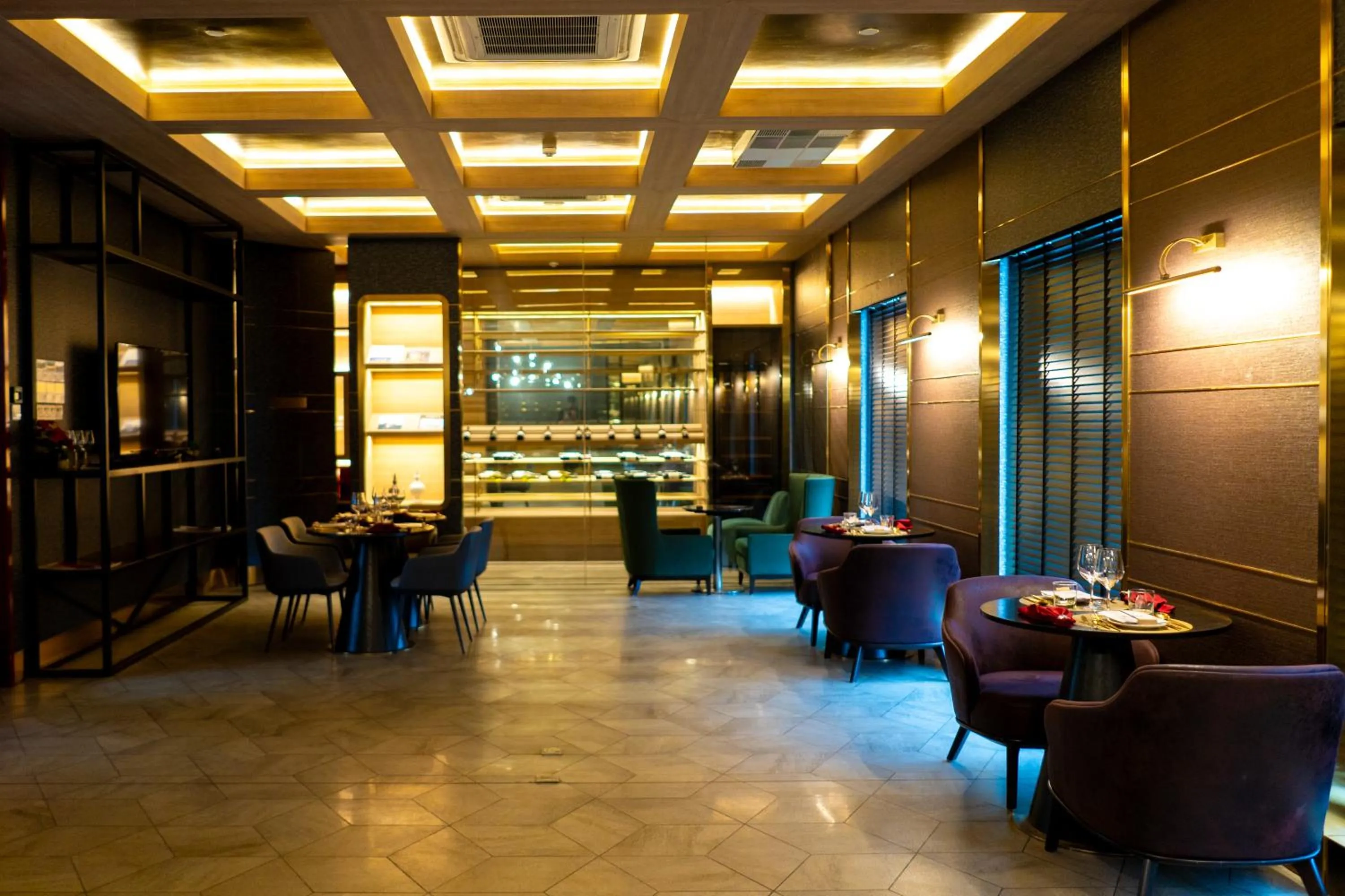 Restaurant/places to eat in The Upper House, Batu Kawan