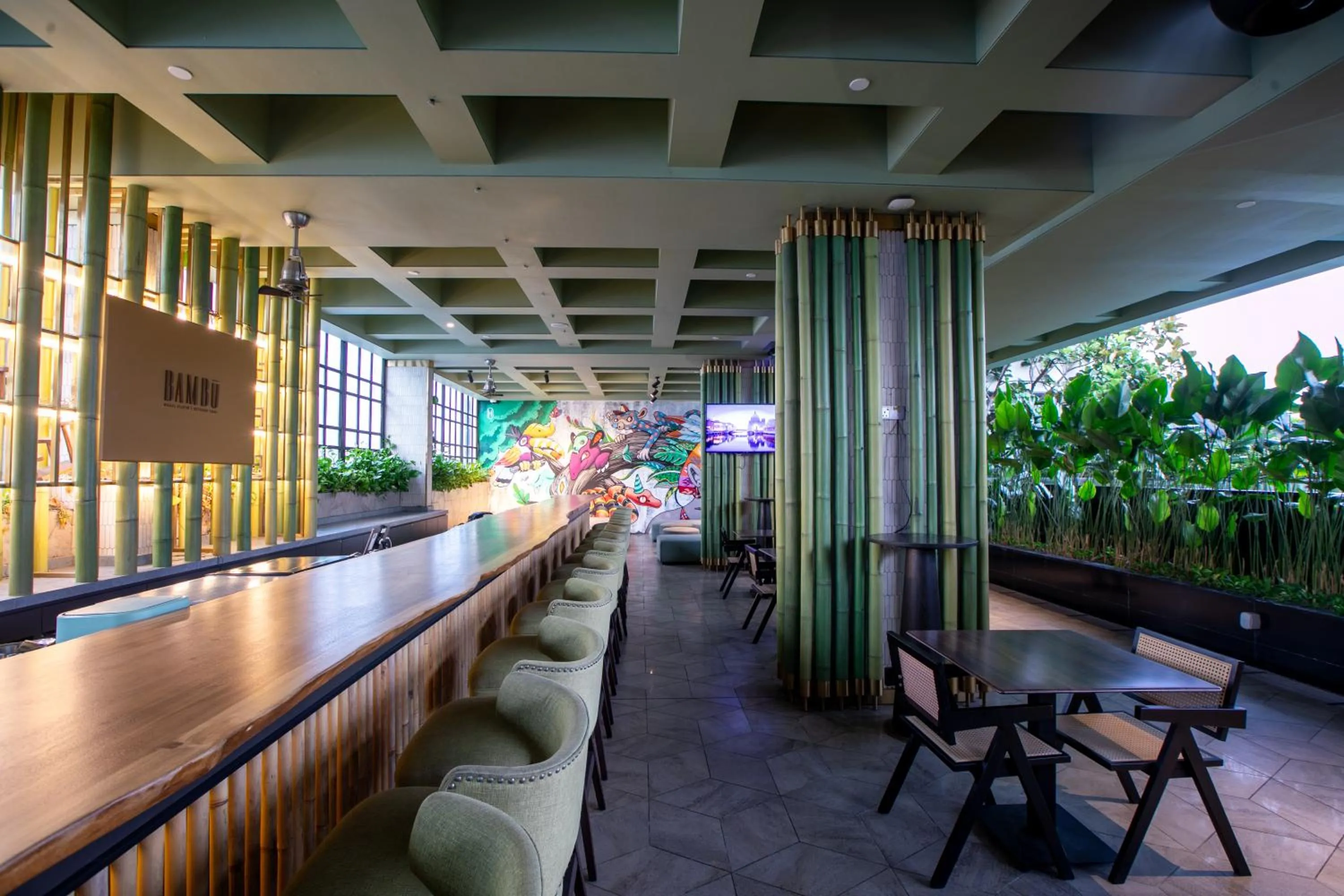 Restaurant/places to eat in The Upper House, Batu Kawan