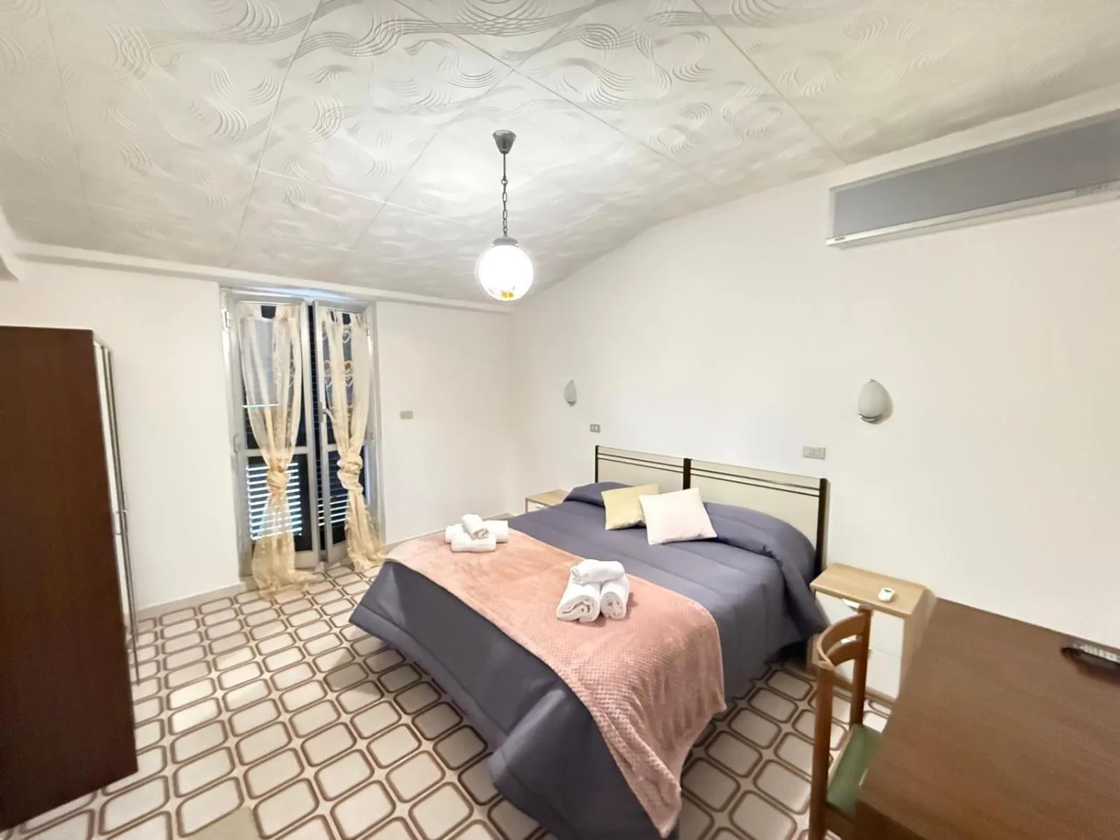 Bedroom, Bed in Hotel Blurelda