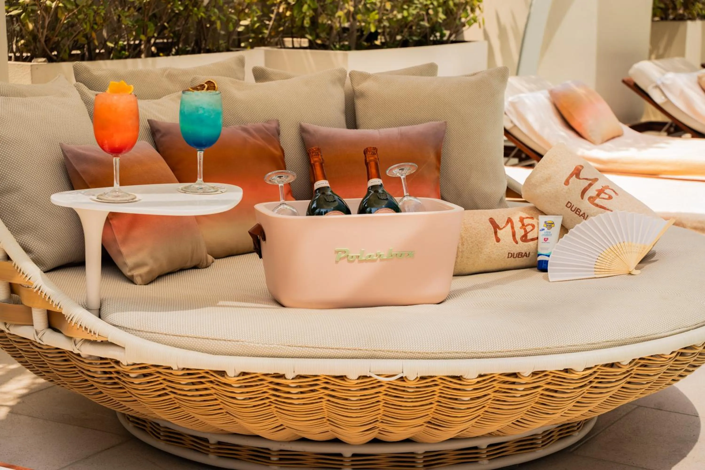 Swimming pool in ME Dubai by Meliá