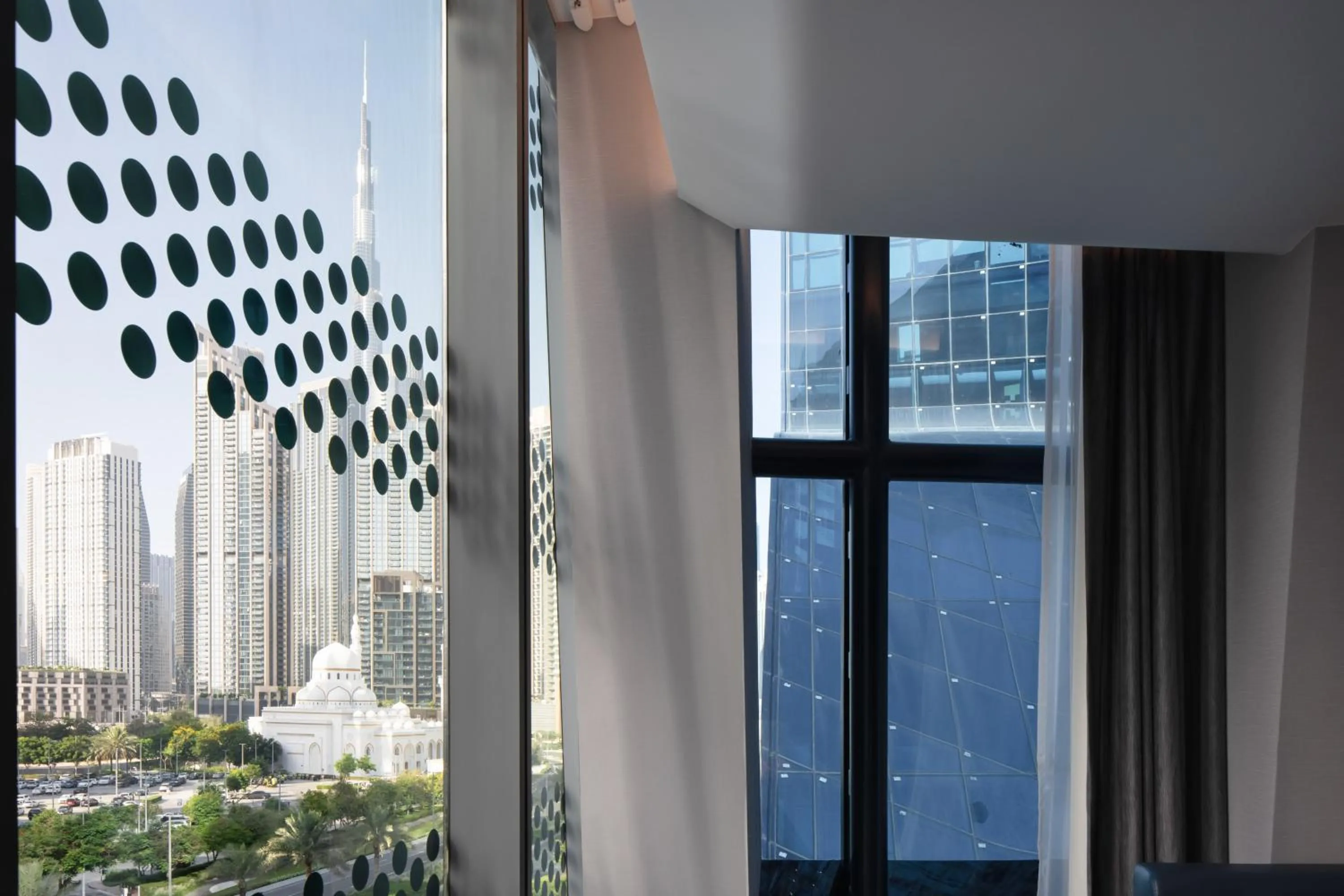 Day in ME Dubai by Meliá