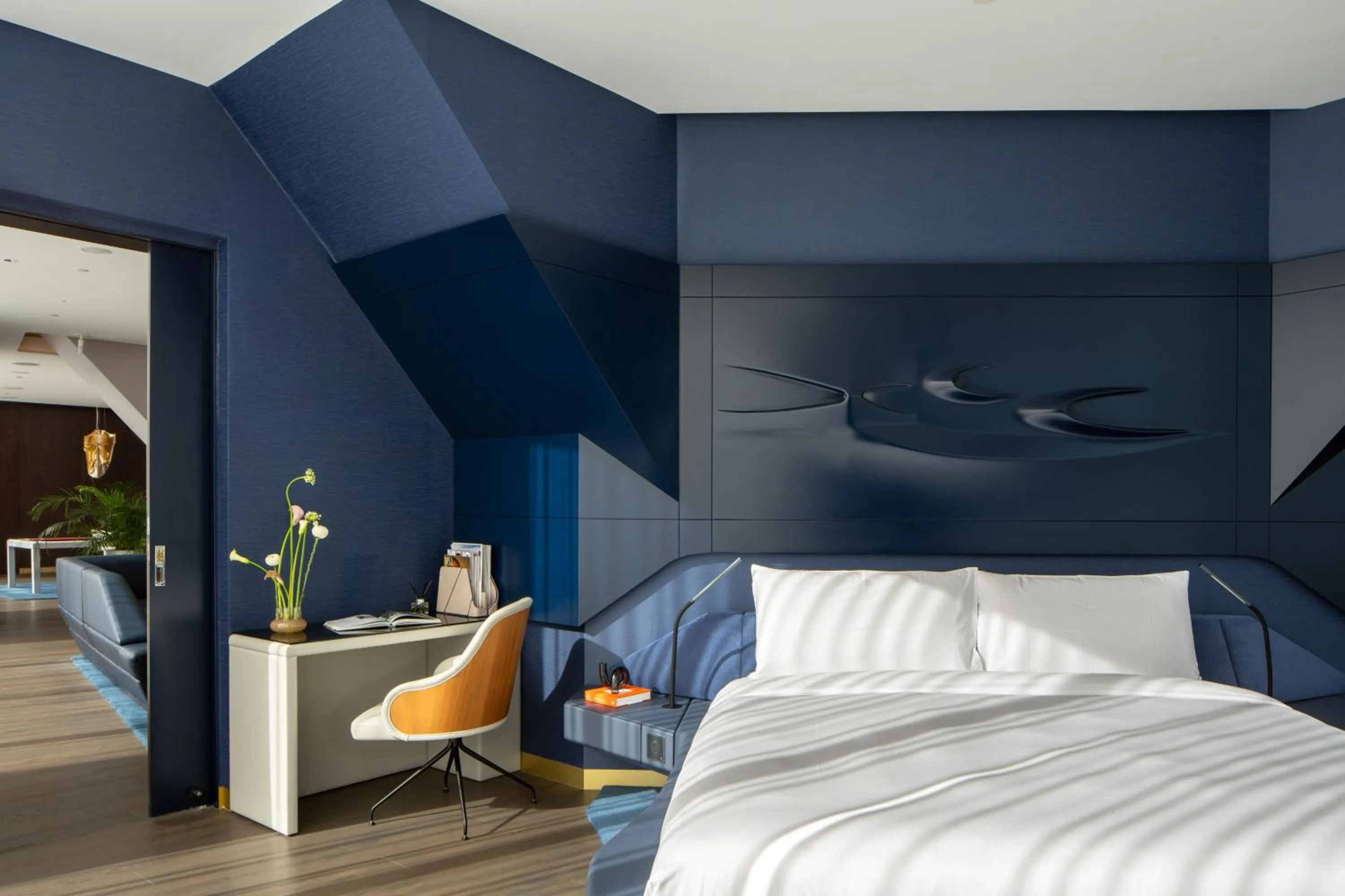 Bed in ME Dubai by Meliá