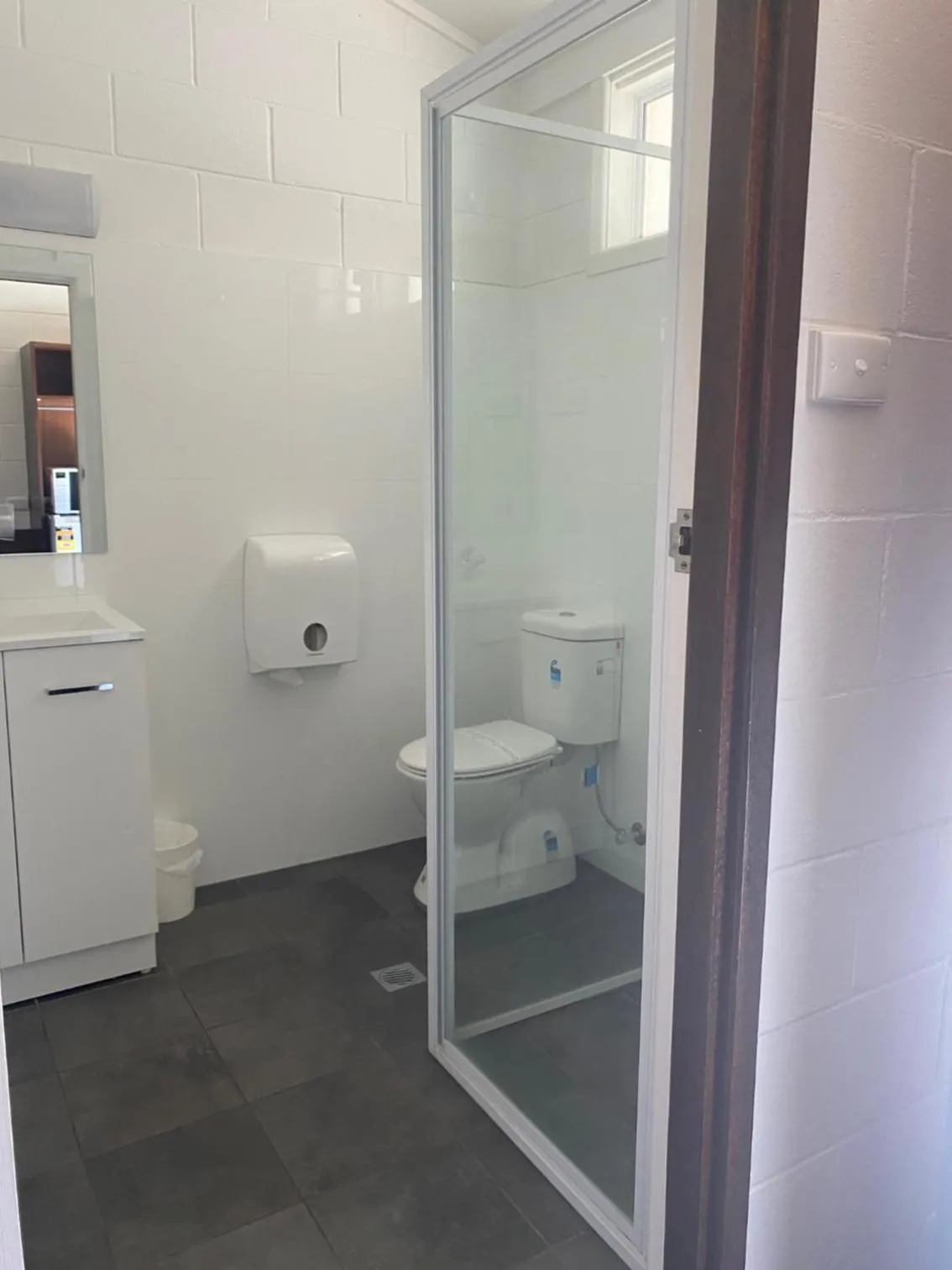 Peppercorn motor inn