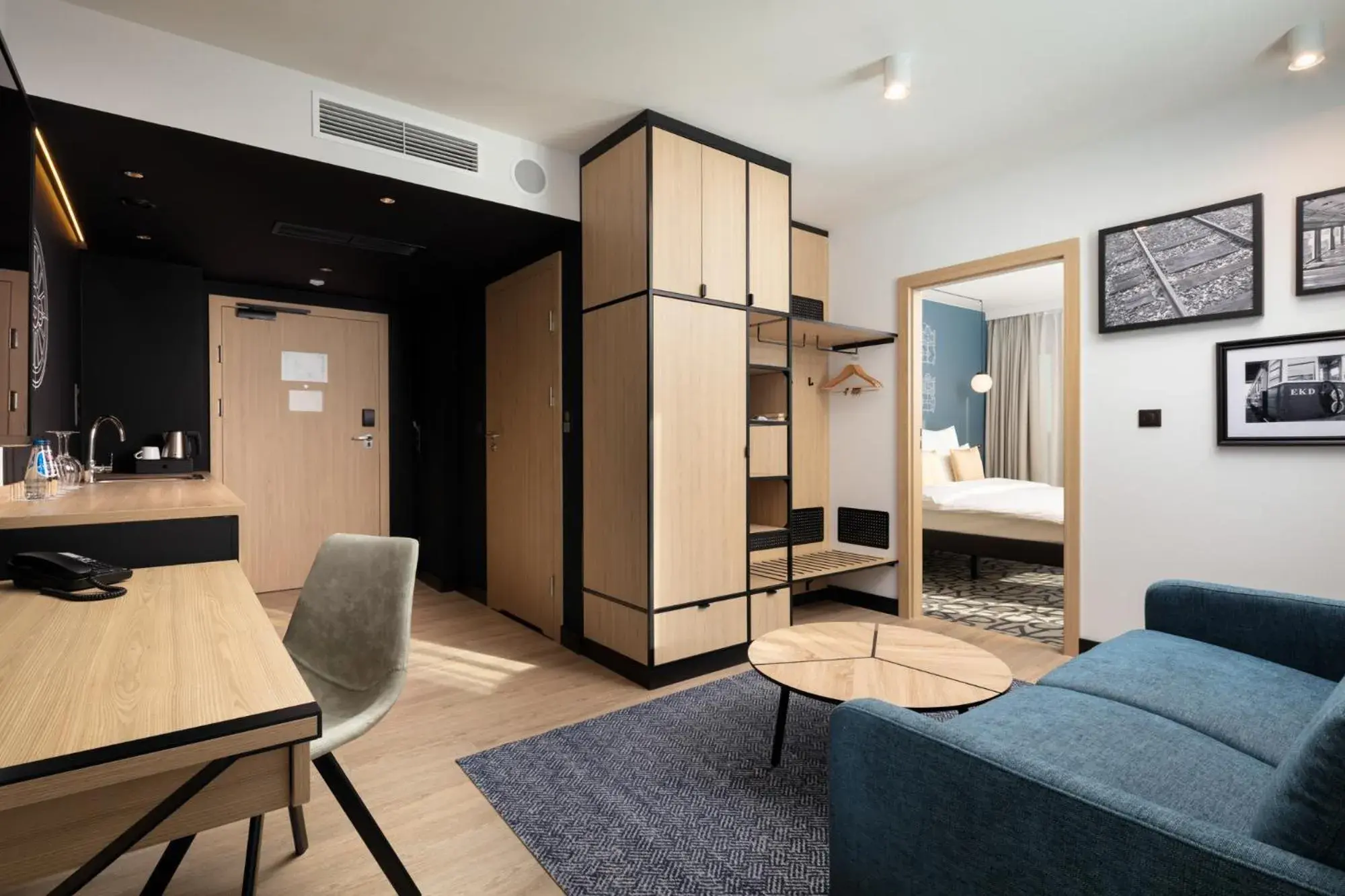 Apartment with Living Room and Work Area in Mercure Warszawa Ursus Station Apartment with Living Room and Work Area in Mercure Warszawa Ursus Station