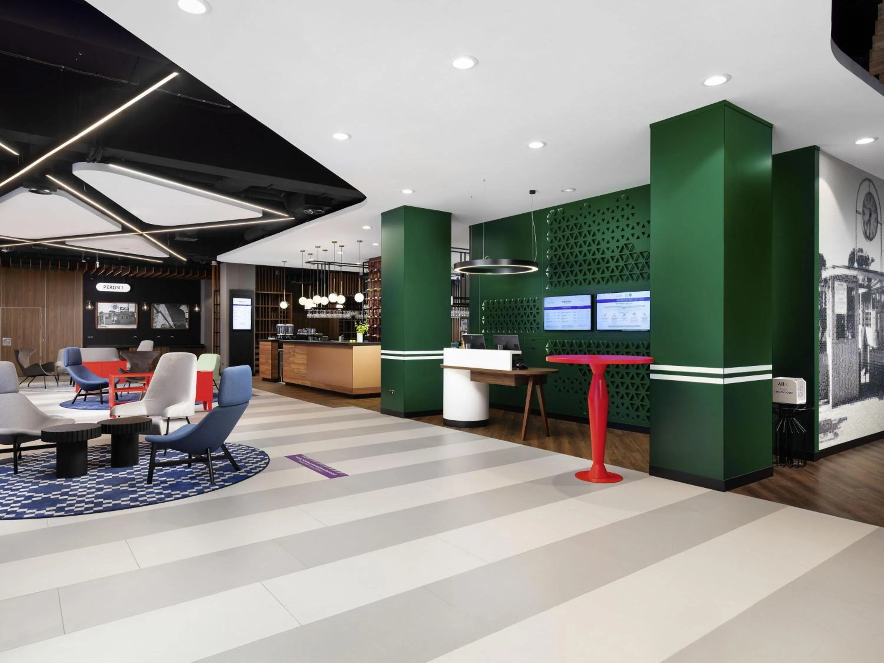 Lounge or bar in Mercure Warszawa Ursus Station
