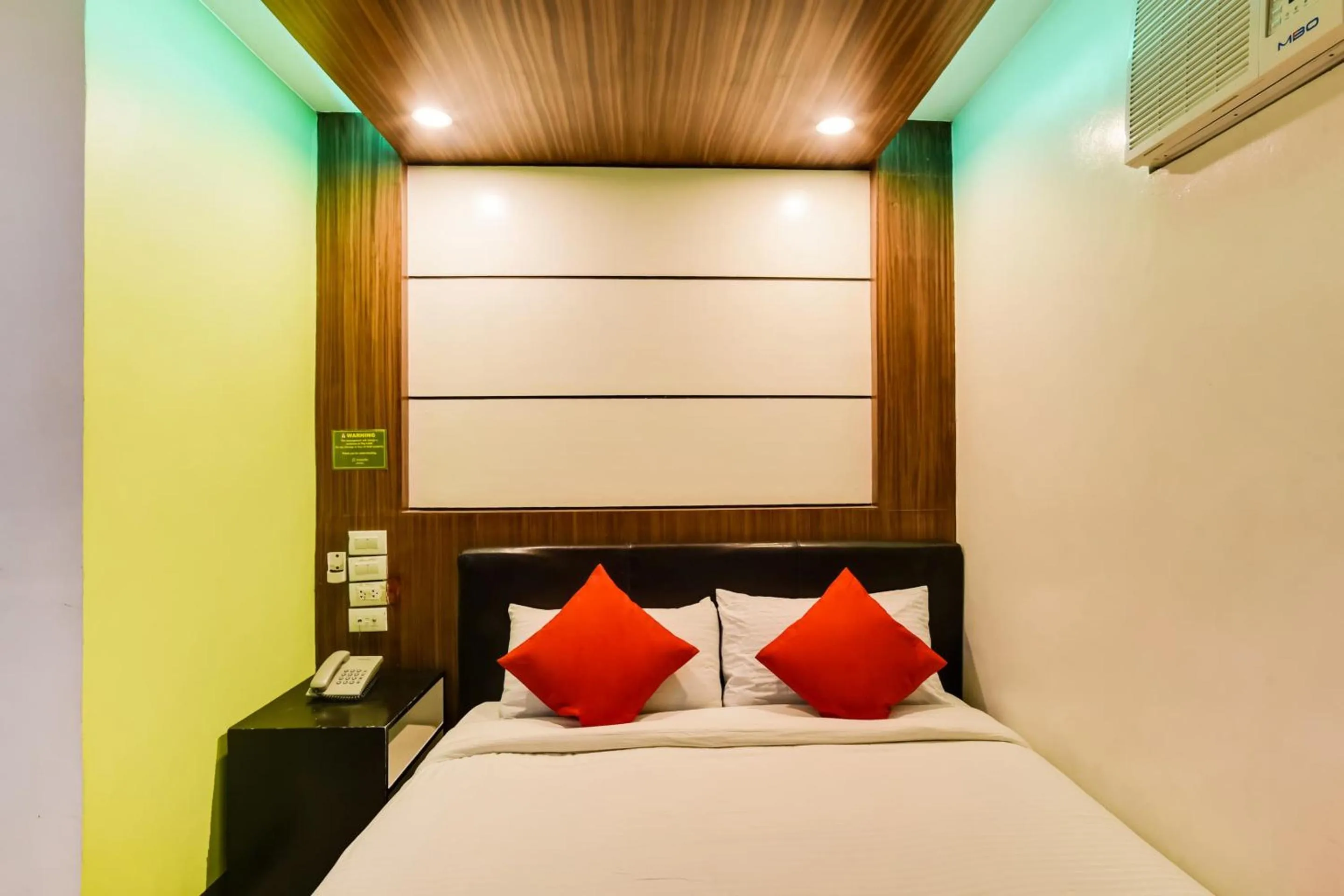 Bedroom, Bed in OYO 473 Ranchotel Drive-in