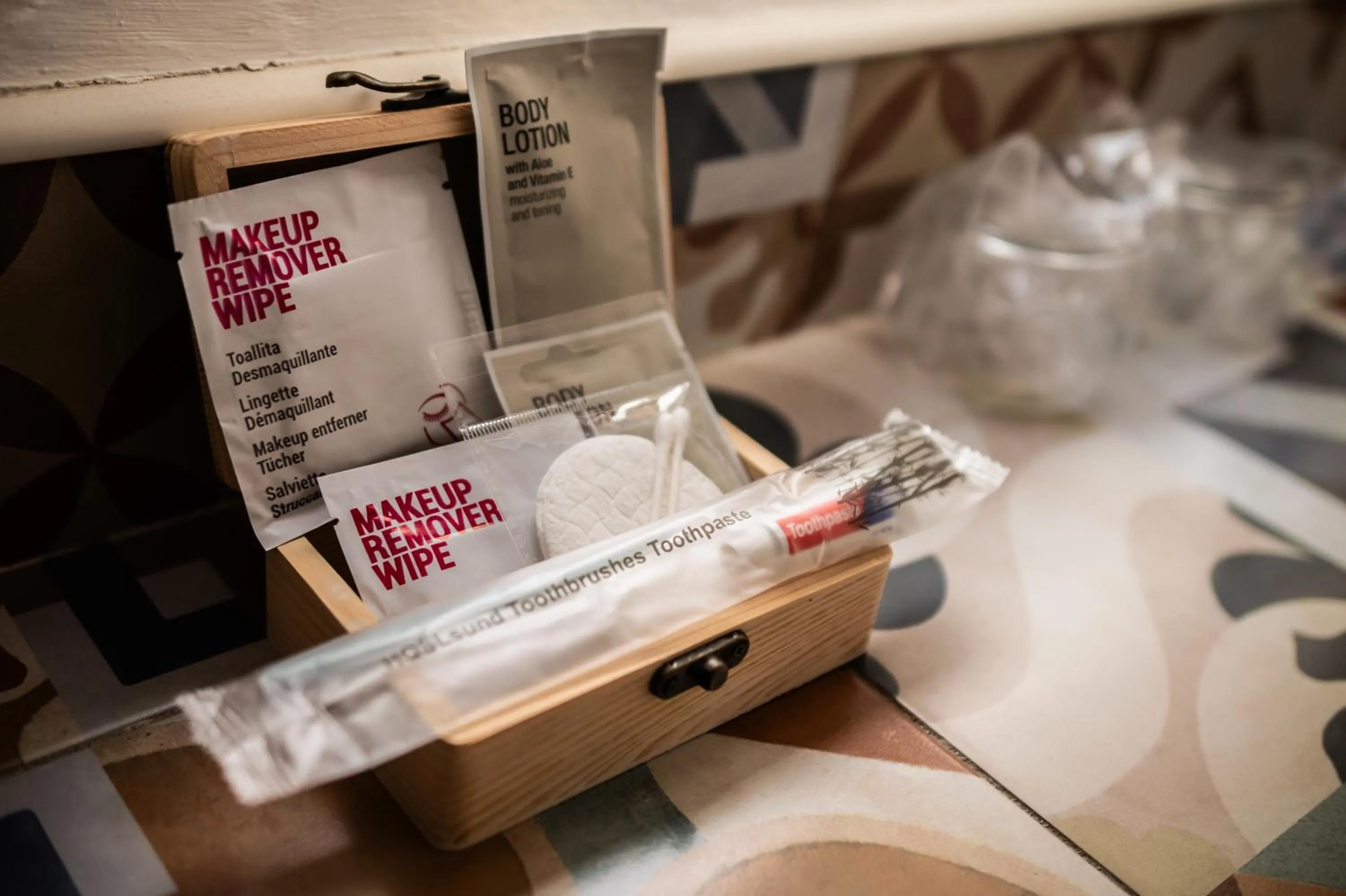 Decorative detail in Rooms Vita