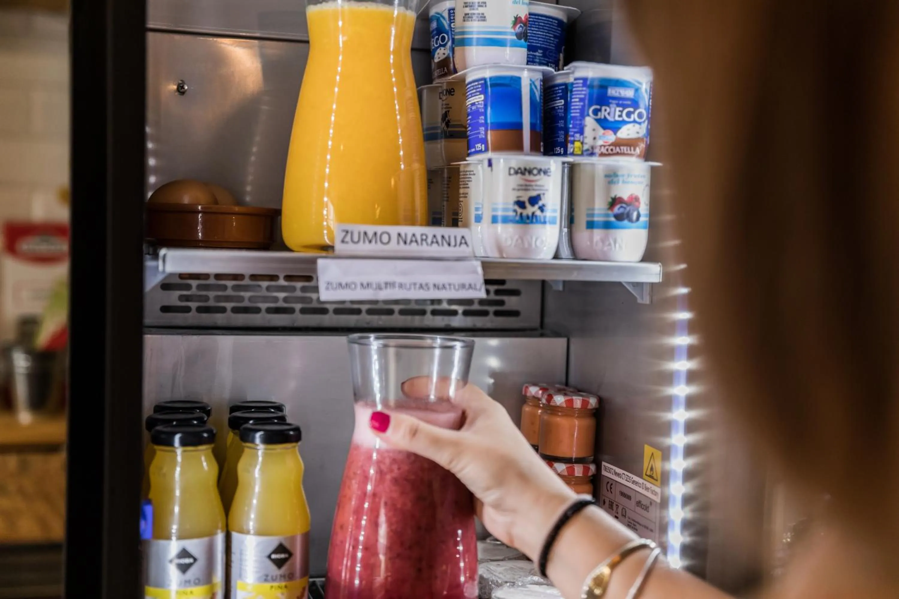 Food and drinks in Rooms Vita