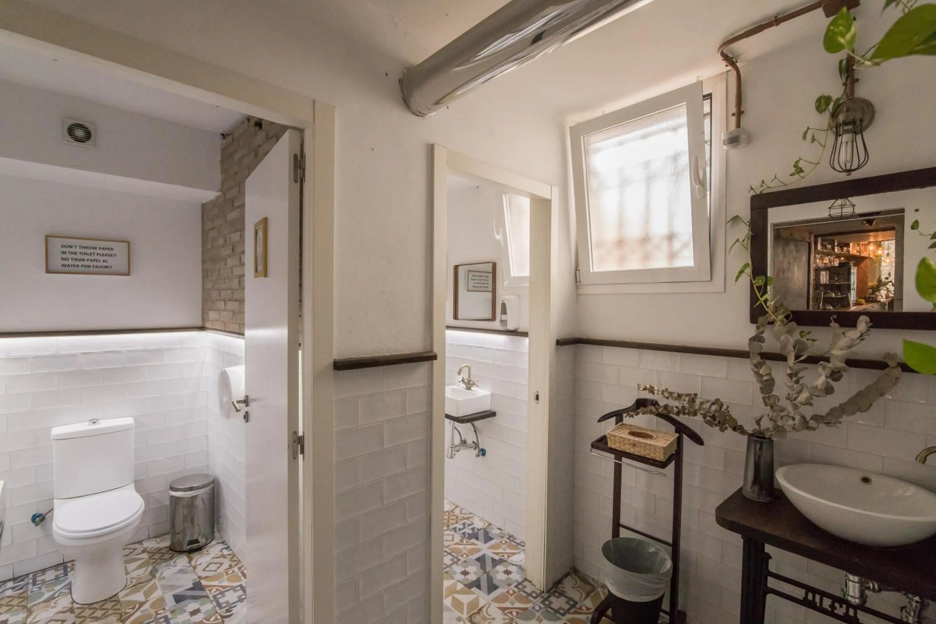 Bathroom in Rooms Vita