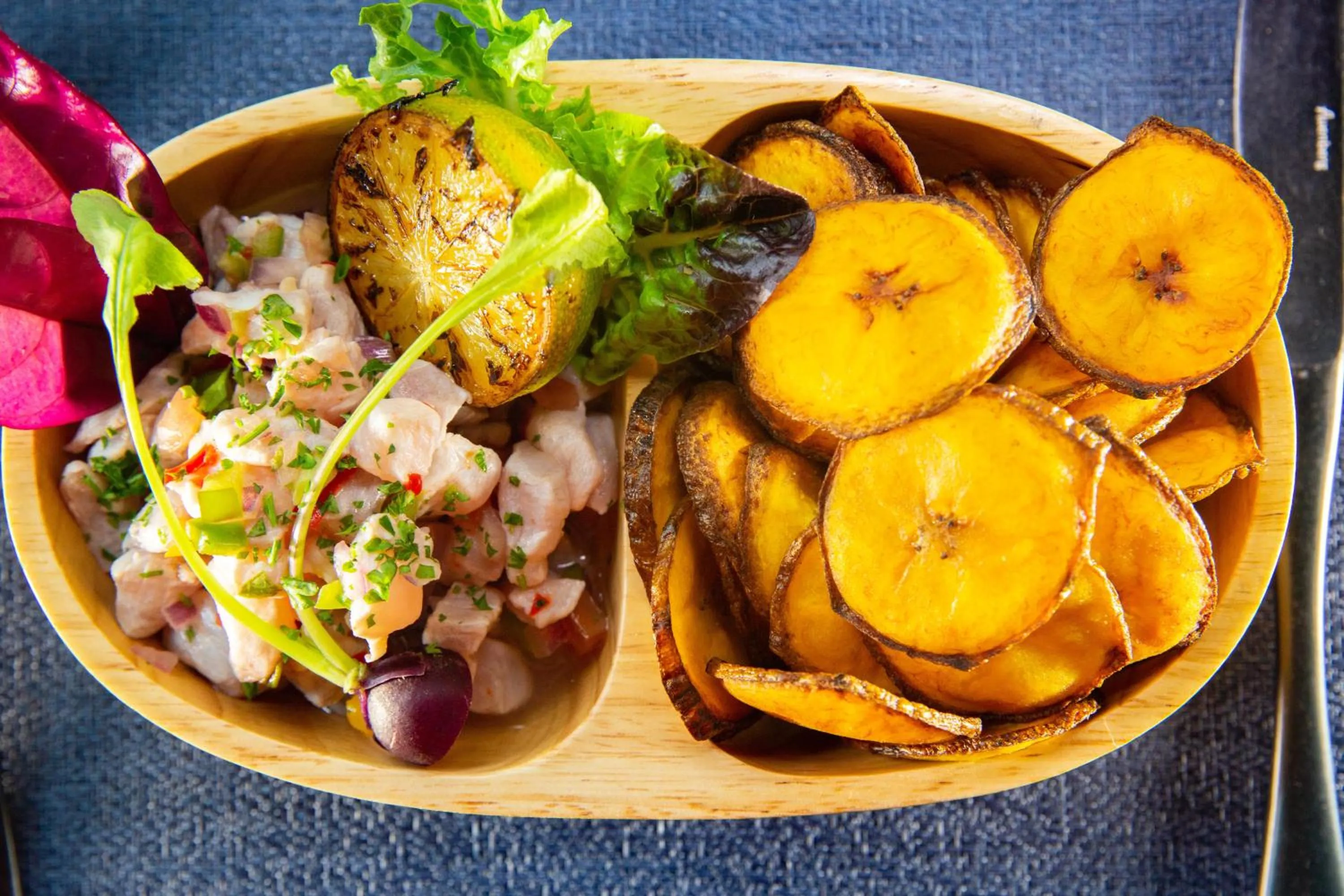 Restaurant/places to eat in Kokomo Botanical Resort - Caribbean Family Cottages