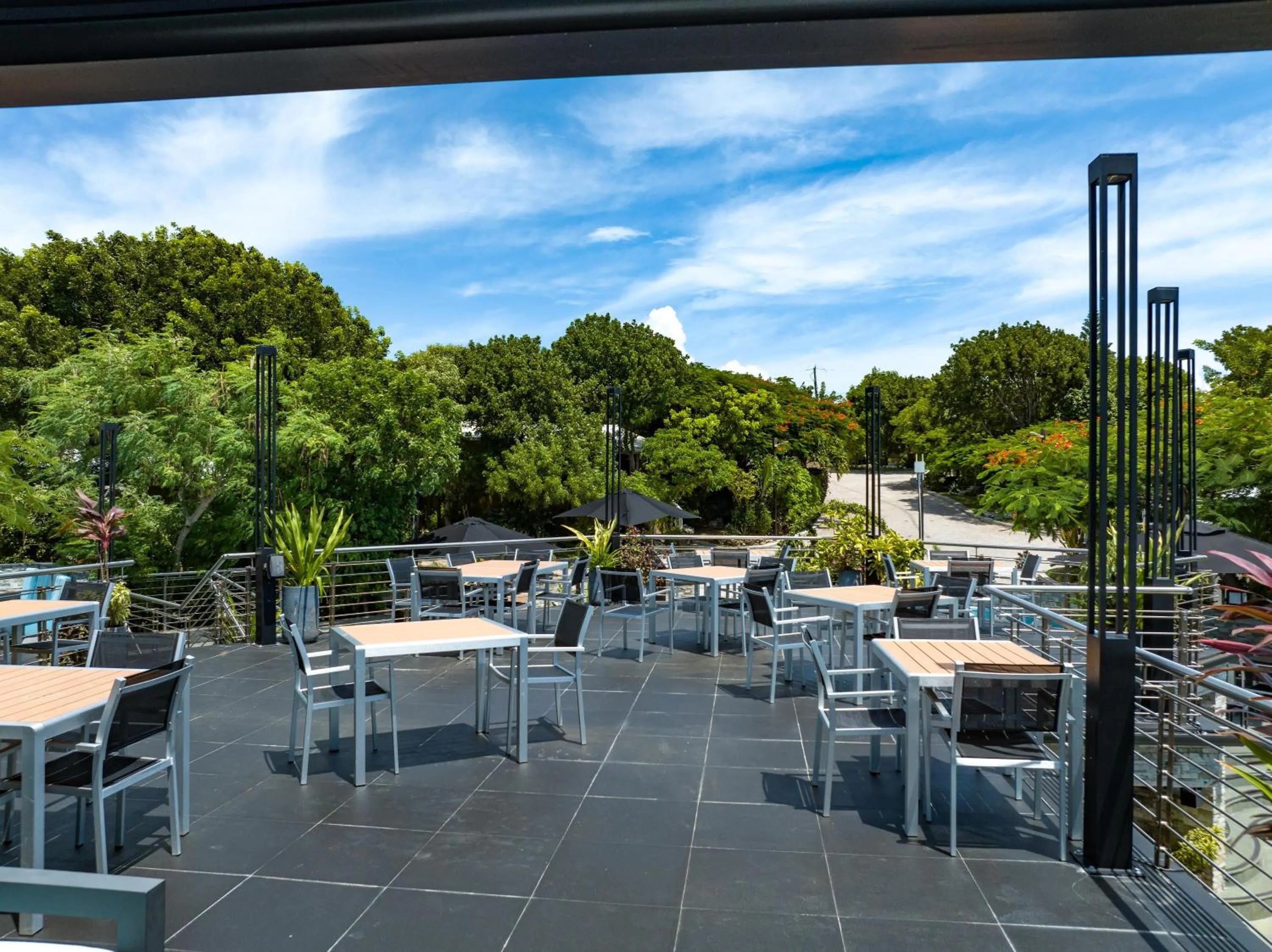 Restaurant/places to eat in Kokomo Botanical Resort - Caribbean Family Cottages