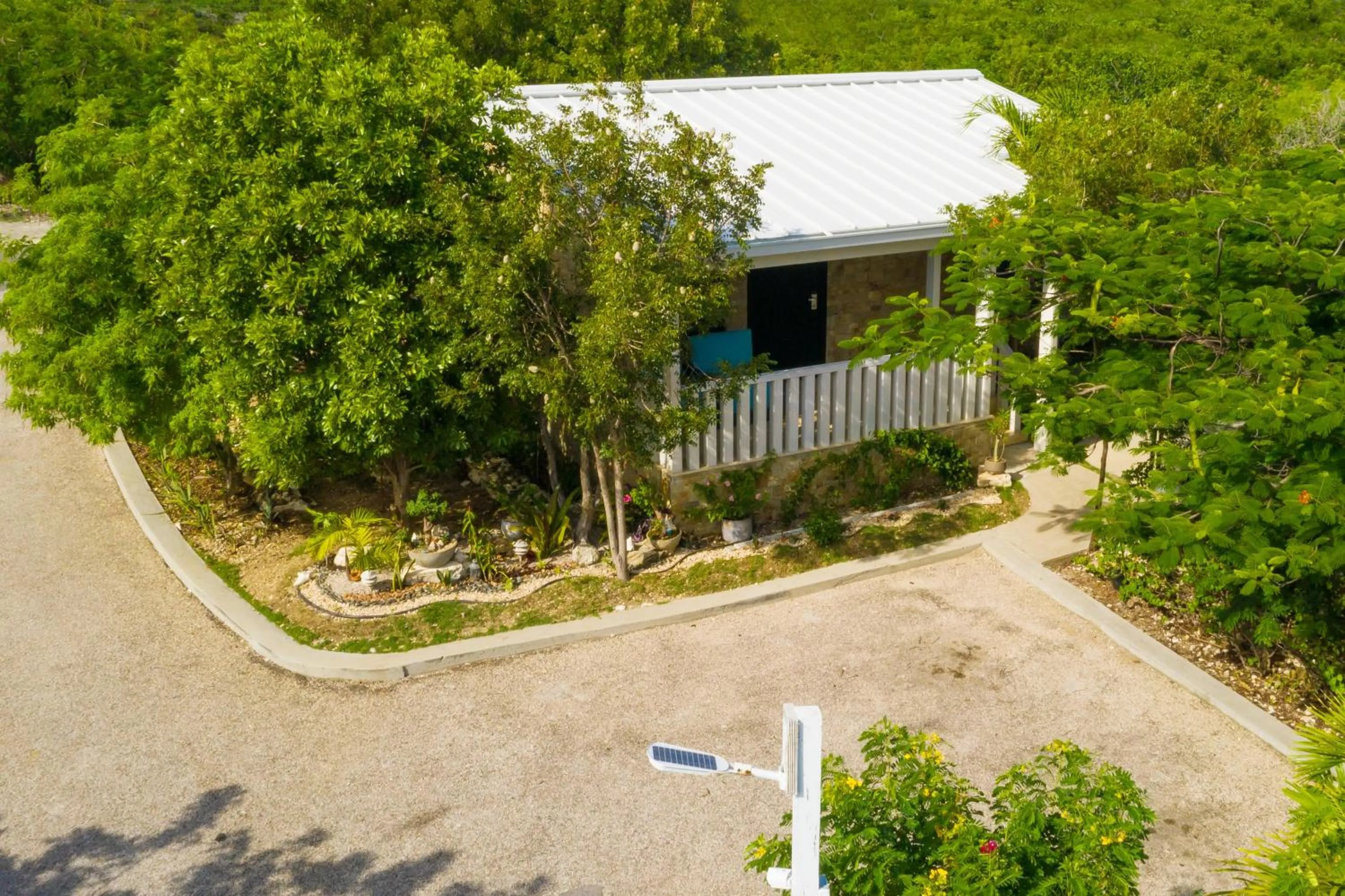 Property building in Kokomo Botanical Resort - Caribbean Family Cottages