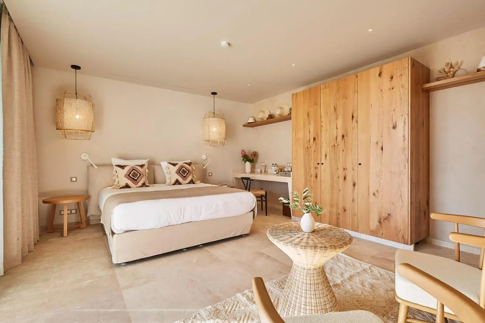 Junior Suite with Private Pool in La Bastide Saint Georges & Spa Junior Suite with Private Pool in La Bastide Saint Georges & Spa