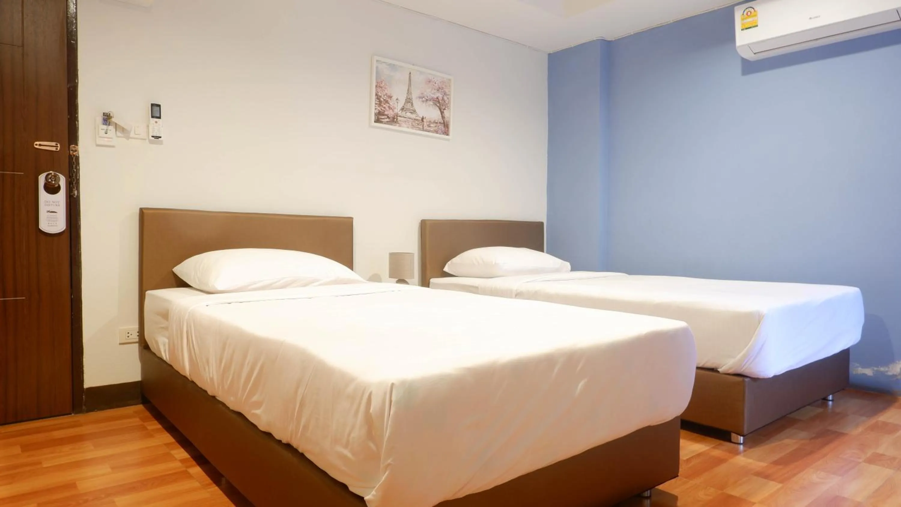 Bed in Airport A1 Hotel