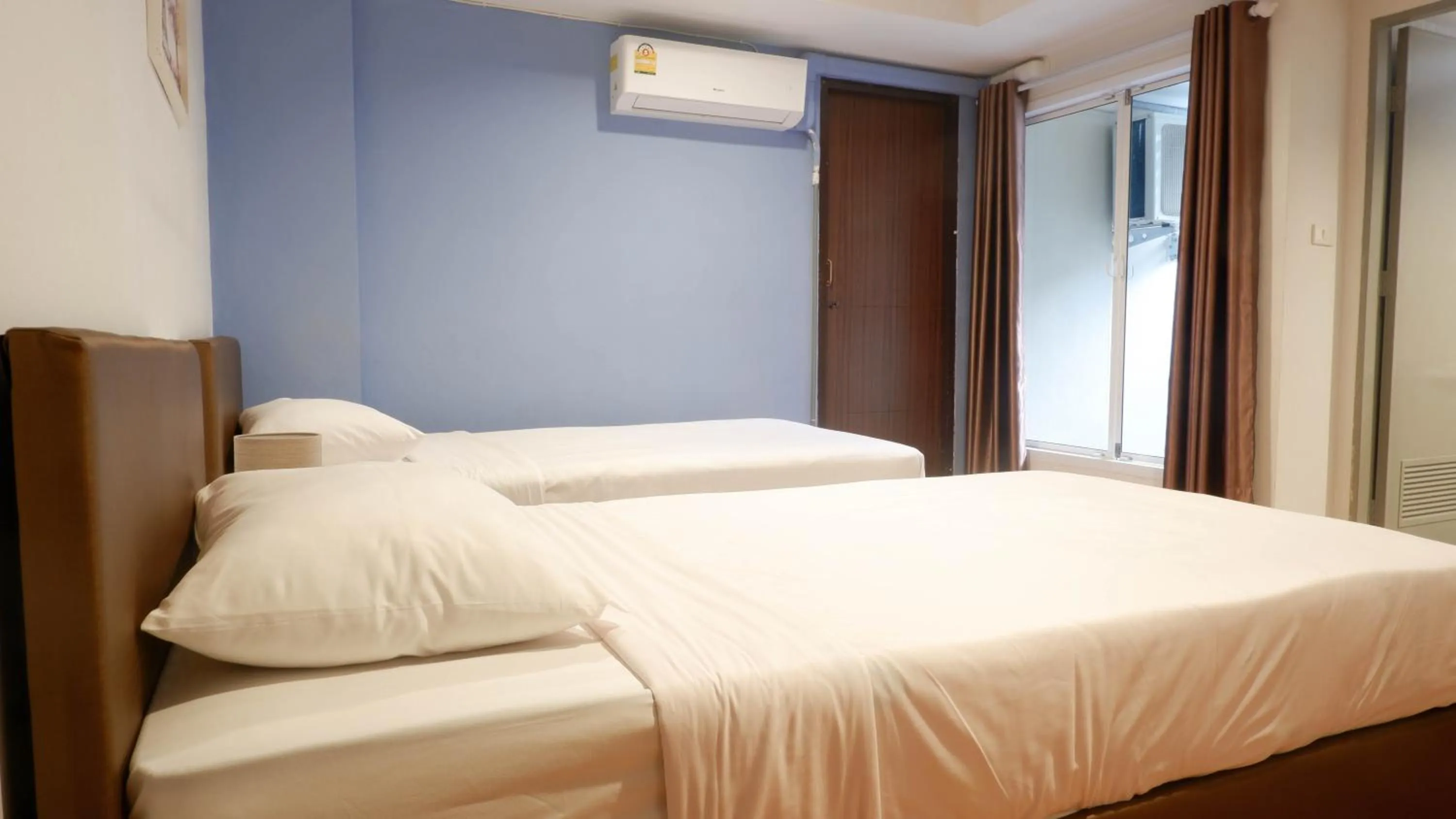 Bed in Airport A1 Hotel