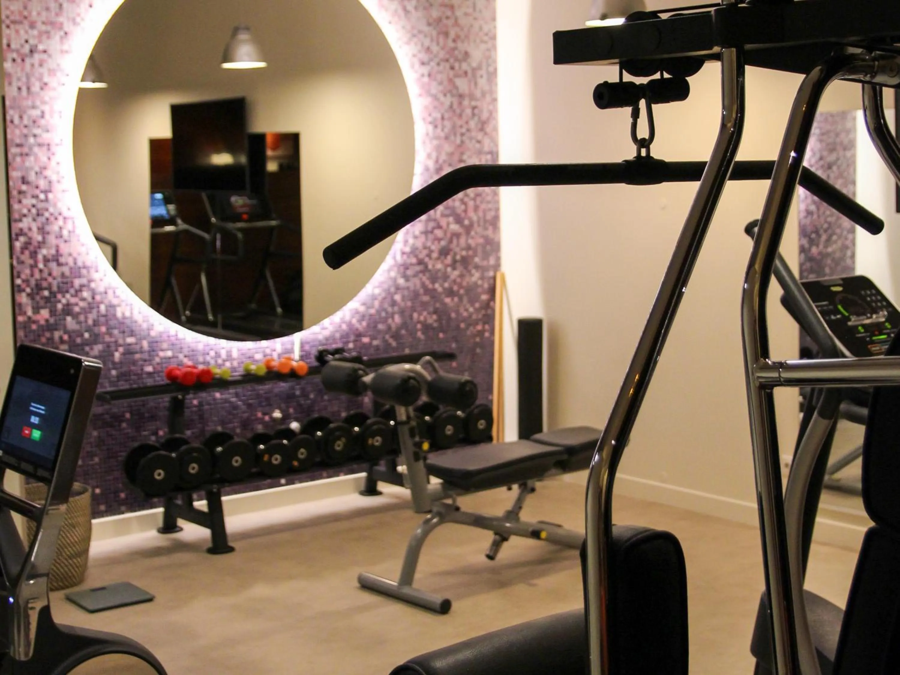 Fitness centre/facilities in Hôtel Bel Ami