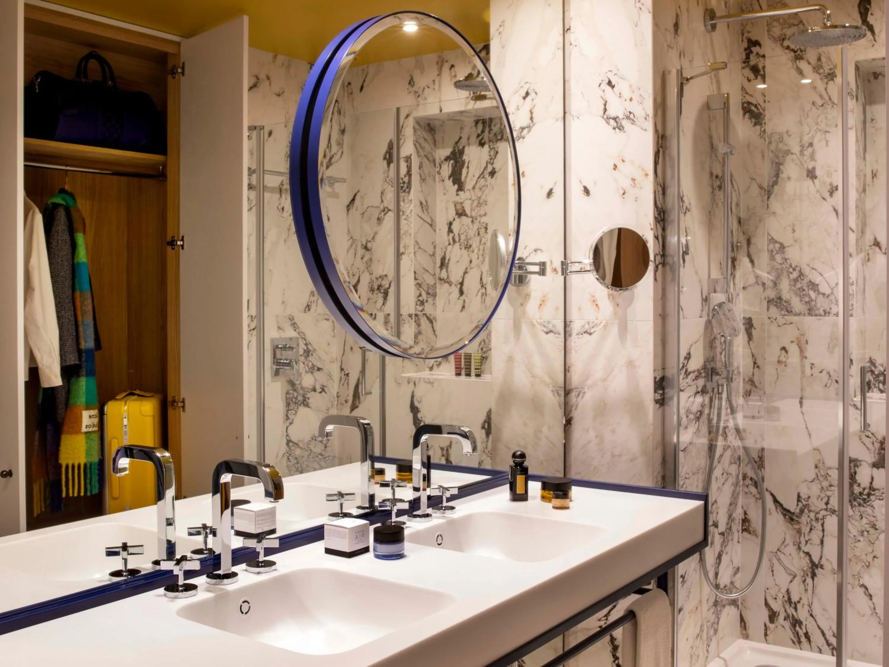 Bathroom in Hôtel Bel Ami