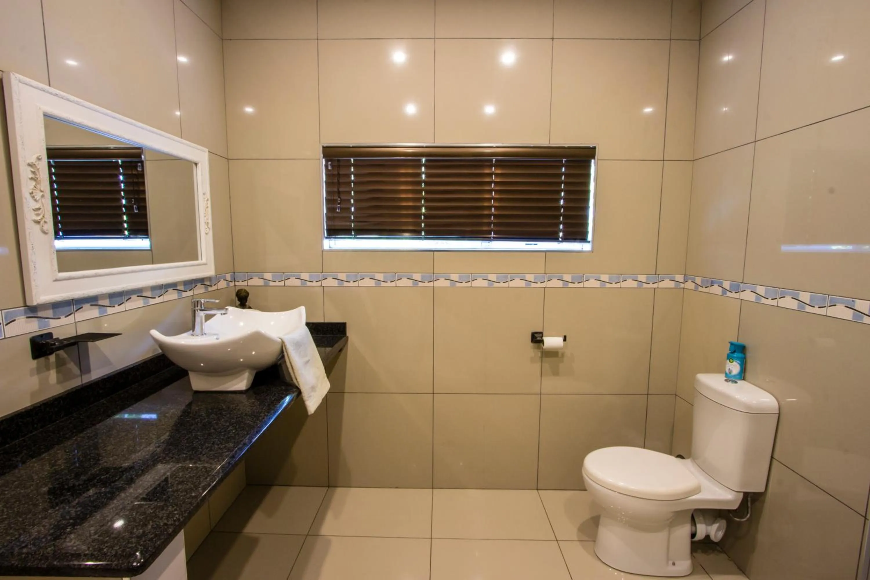 Bathroom in New Bali Guesthouse