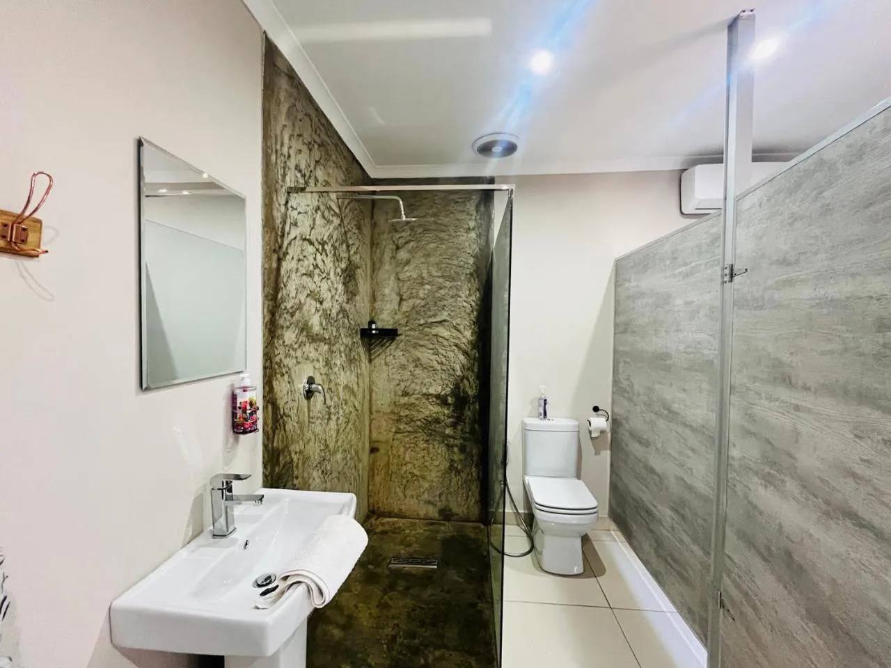 Shower in New Bali Guesthouse