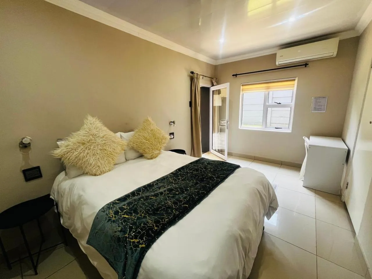 Bed in New Bali Guesthouse