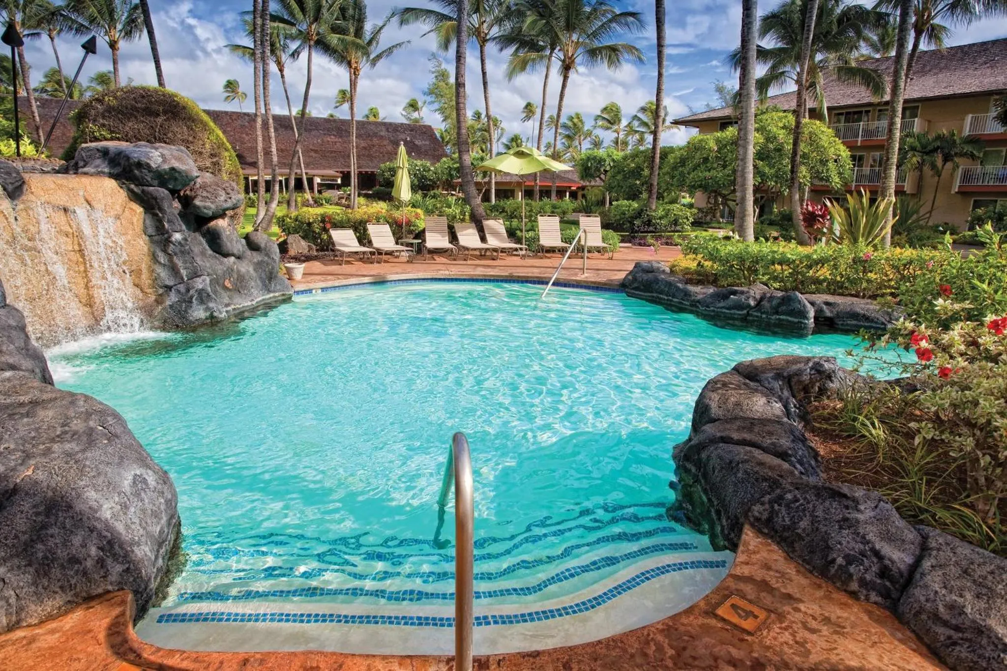 Property building in Kauai Coast Resort at the Beach Boy