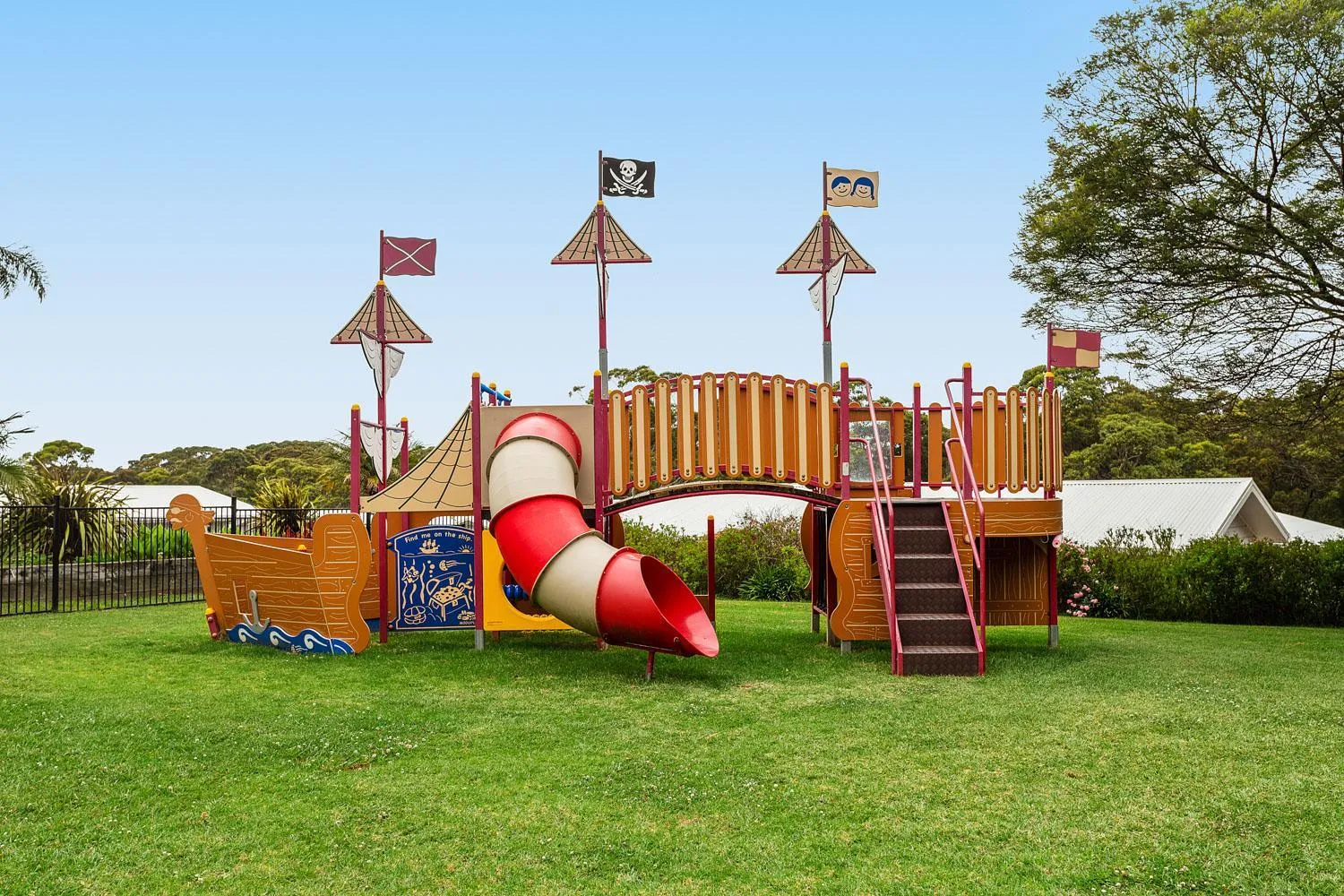 Children play ground in Ingenia Holidays Ulladulla