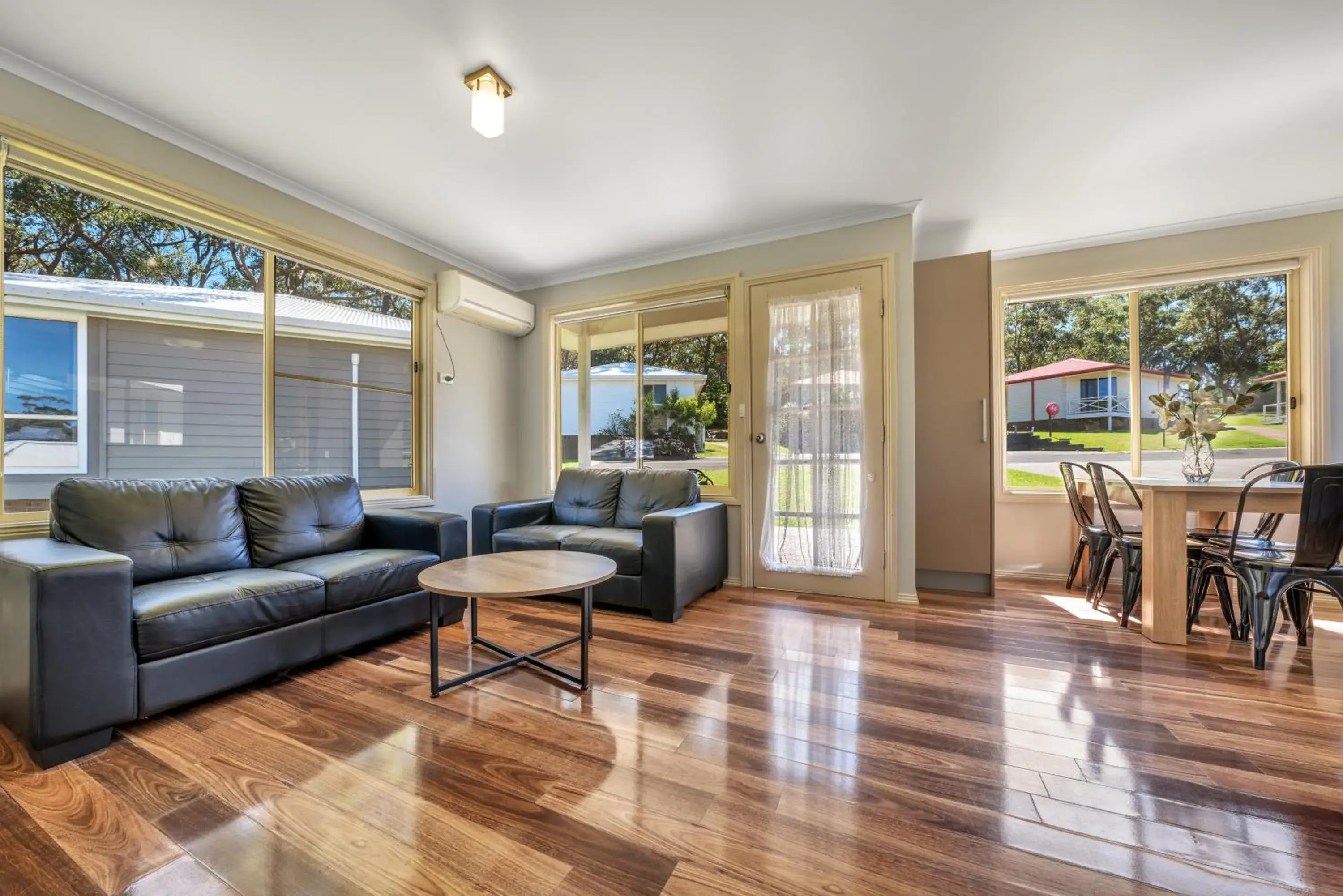 Deluxe Two-Bedroom Villa in Ingenia Holidays Ulladulla Deluxe Two-Bedroom Villa in Ingenia Holidays Ulladulla