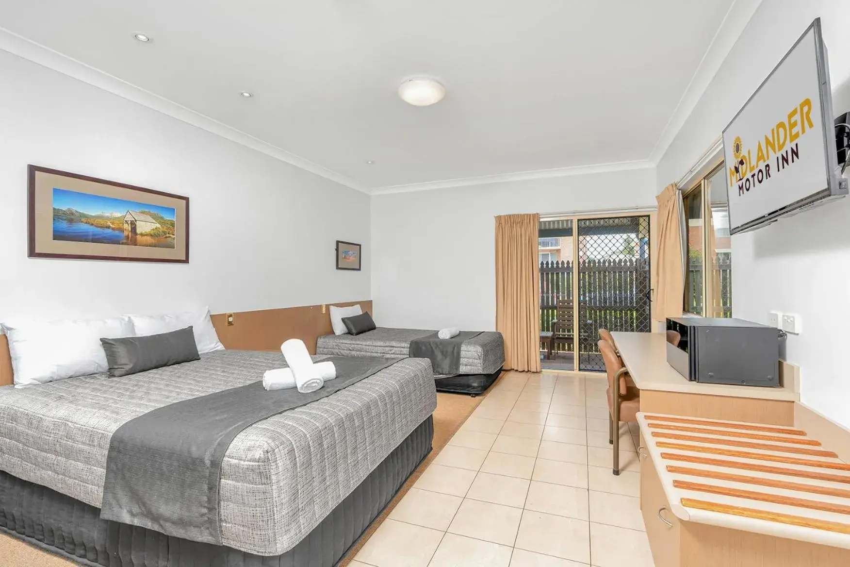 Executive Twin Room in Midlander Motor Inn Executive Twin Room in Midlander Motor Inn