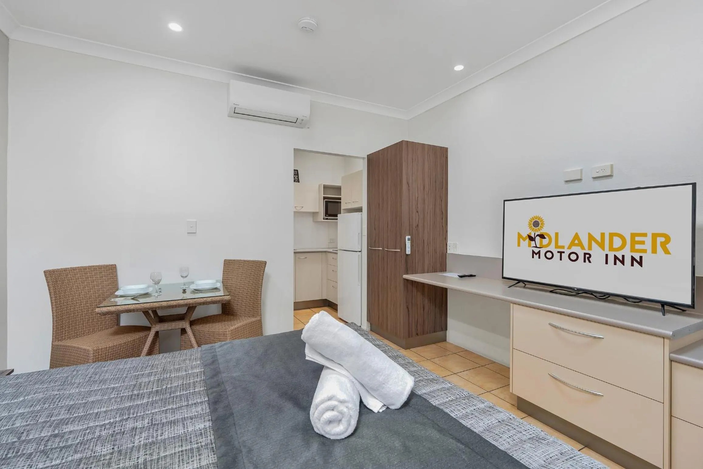 TV and multimedia in Midlander Motor Inn