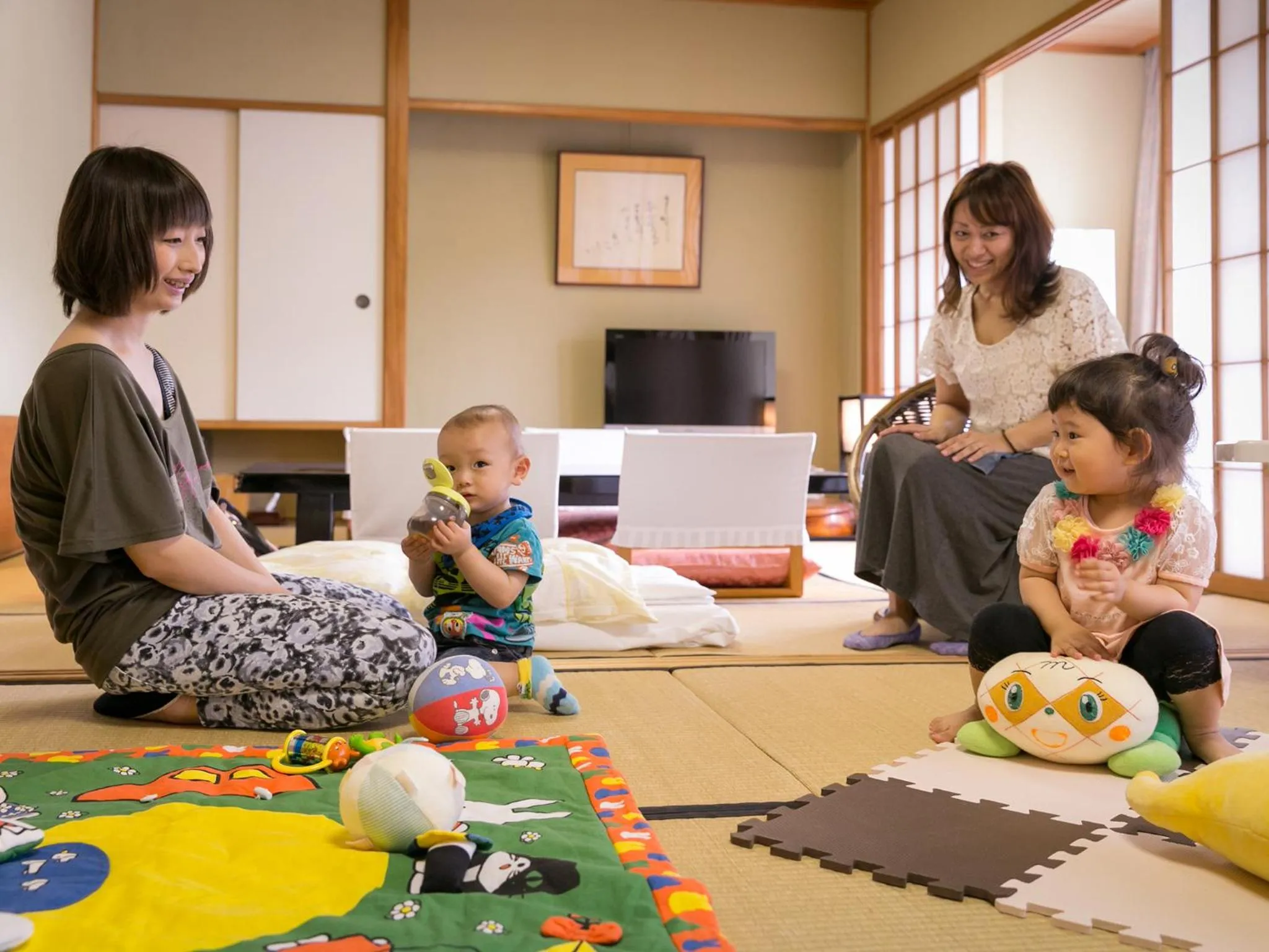 People in Iwakuni Kokusai Kanko Hotel