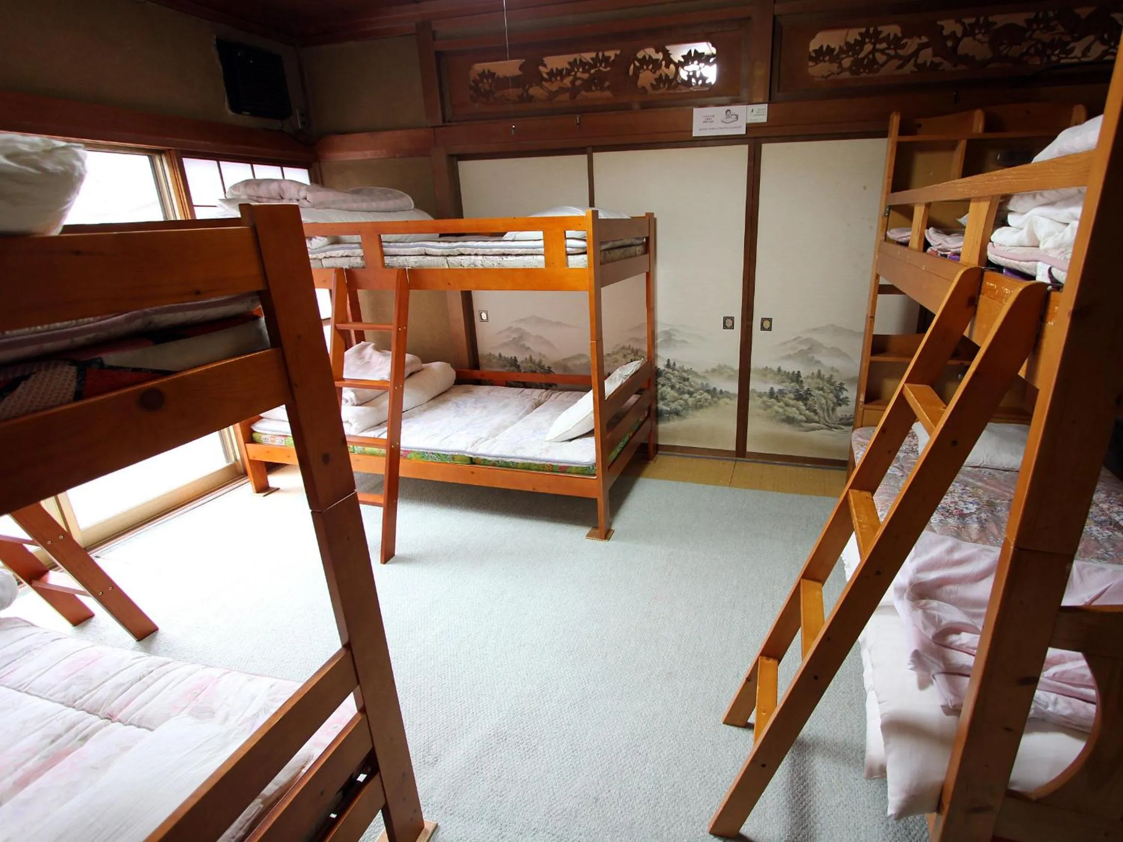 Photo of the whole room, Bed in Towadako Backpackers