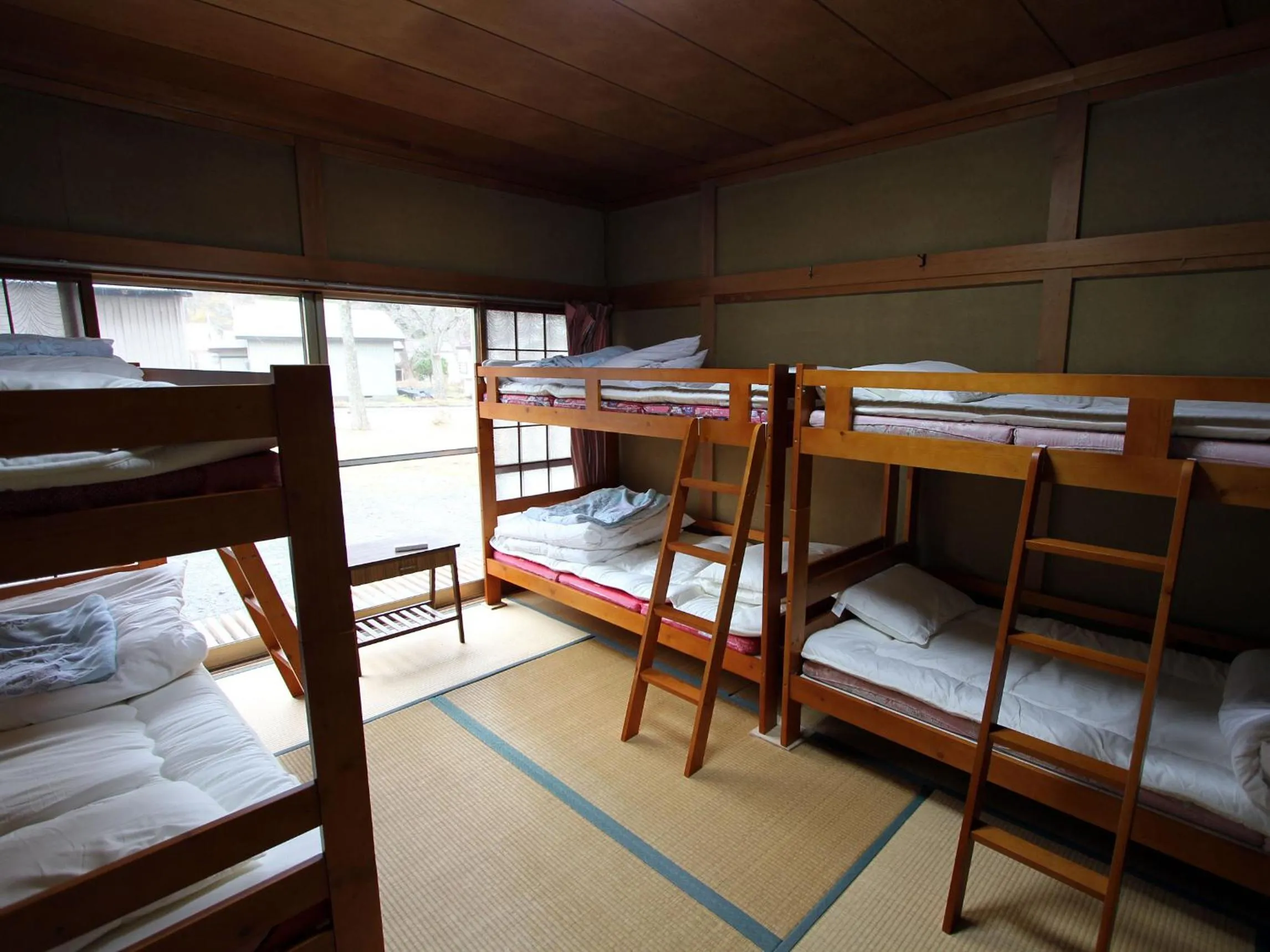 Photo of the whole room, Bed in Towadako Backpackers