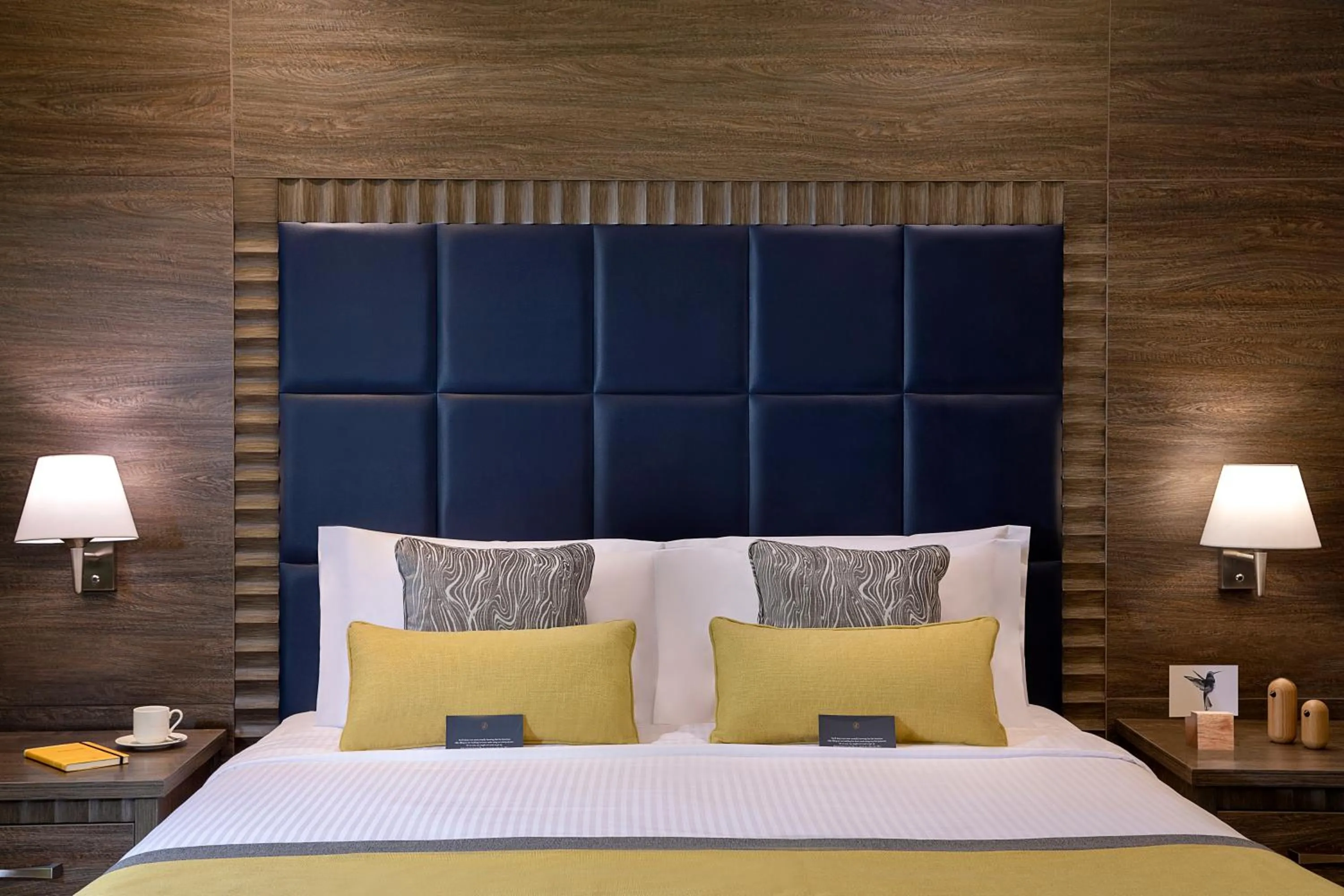 Photo of the whole room, Bed in voco Al Khobar by IHG