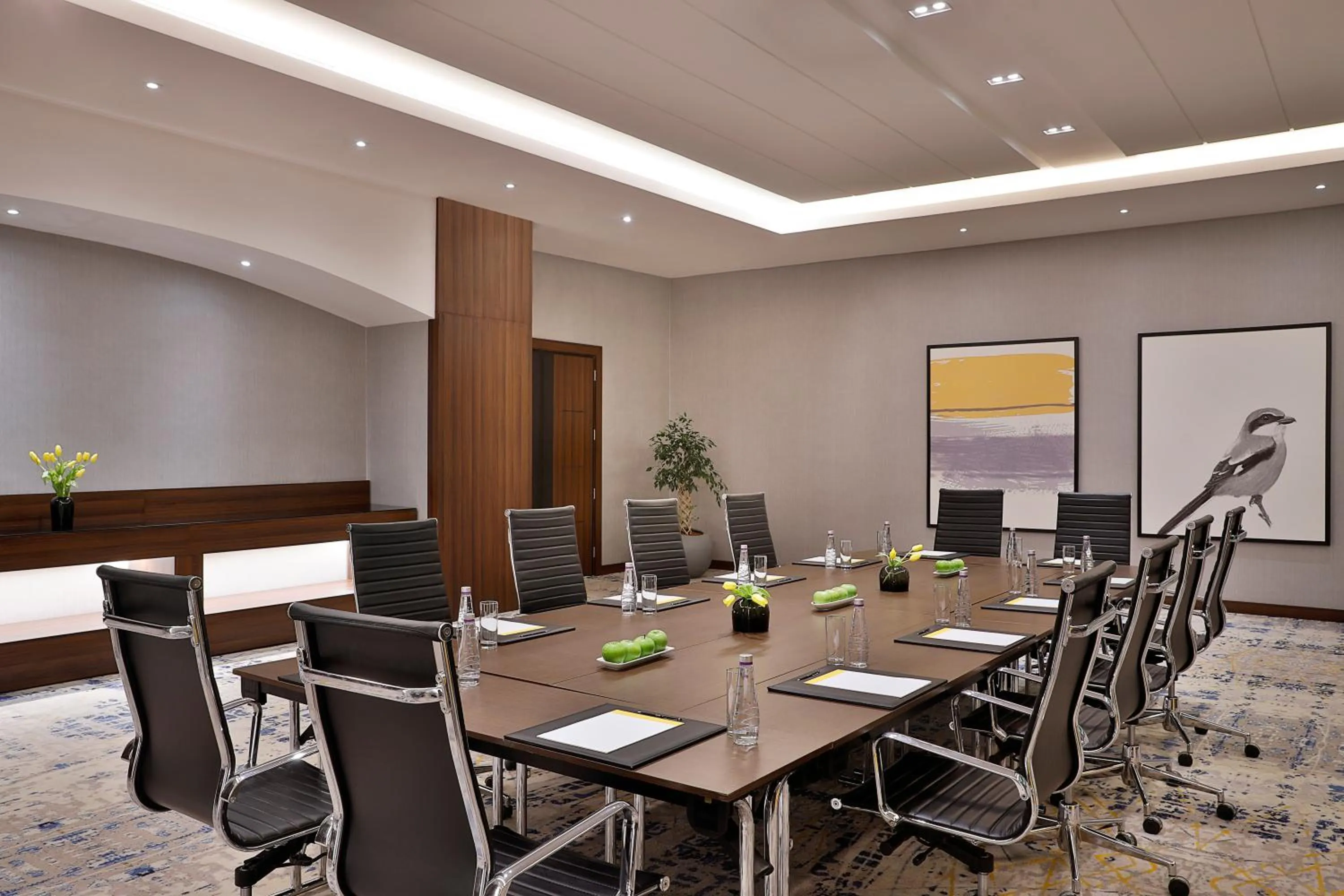 Meeting/conference room in voco Al Khobar by IHG