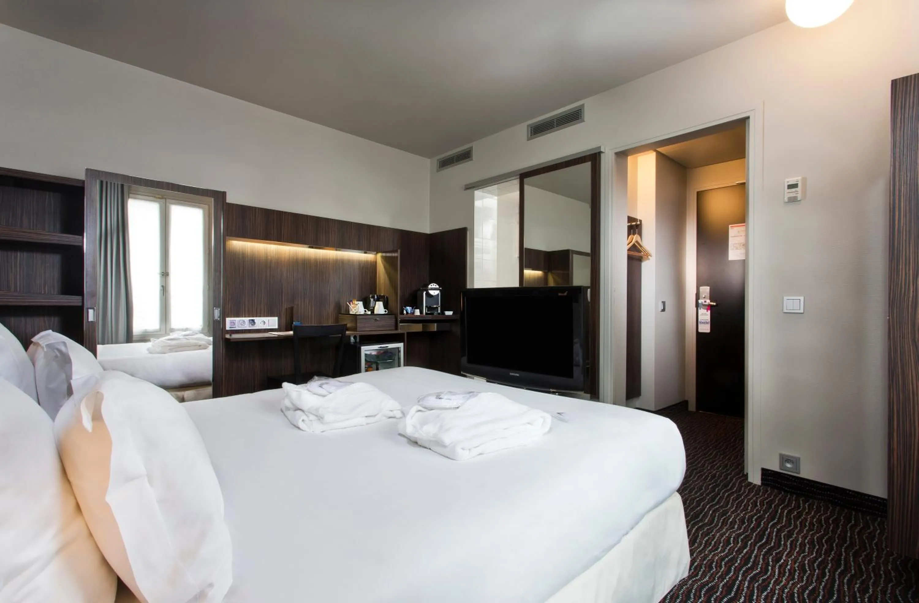 Bed in Libertel Gare de L'Est Francais